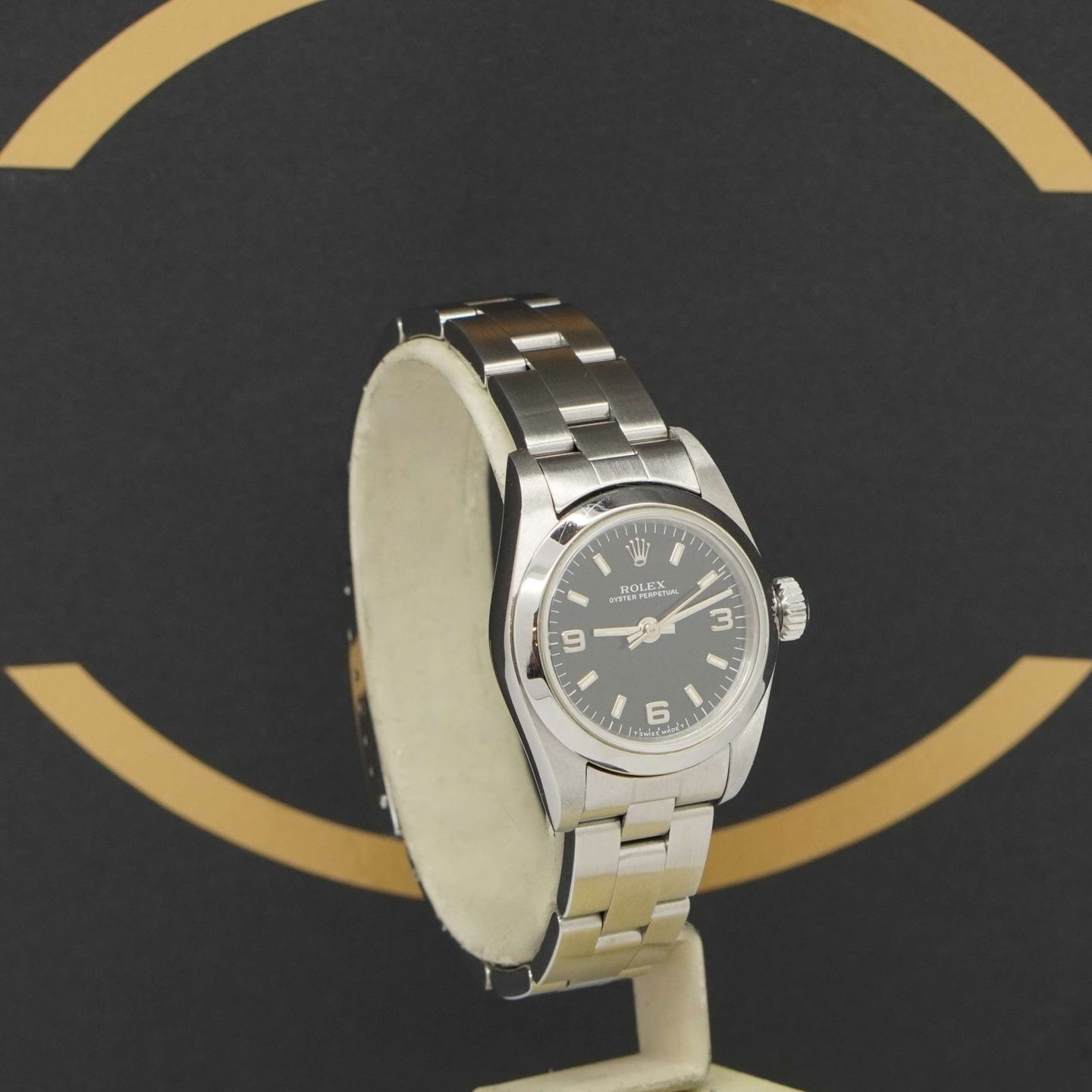 Rolex Oyster Perpetual 67180 (1996) - Black dial 26 mm Steel case (3/7)