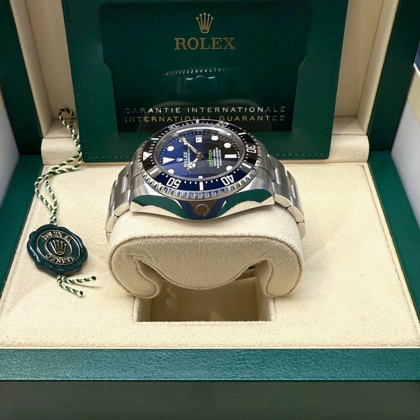 Rolex Sea-Dweller Deepsea 136660 (2024) - 44 mm Steel case (4/6)