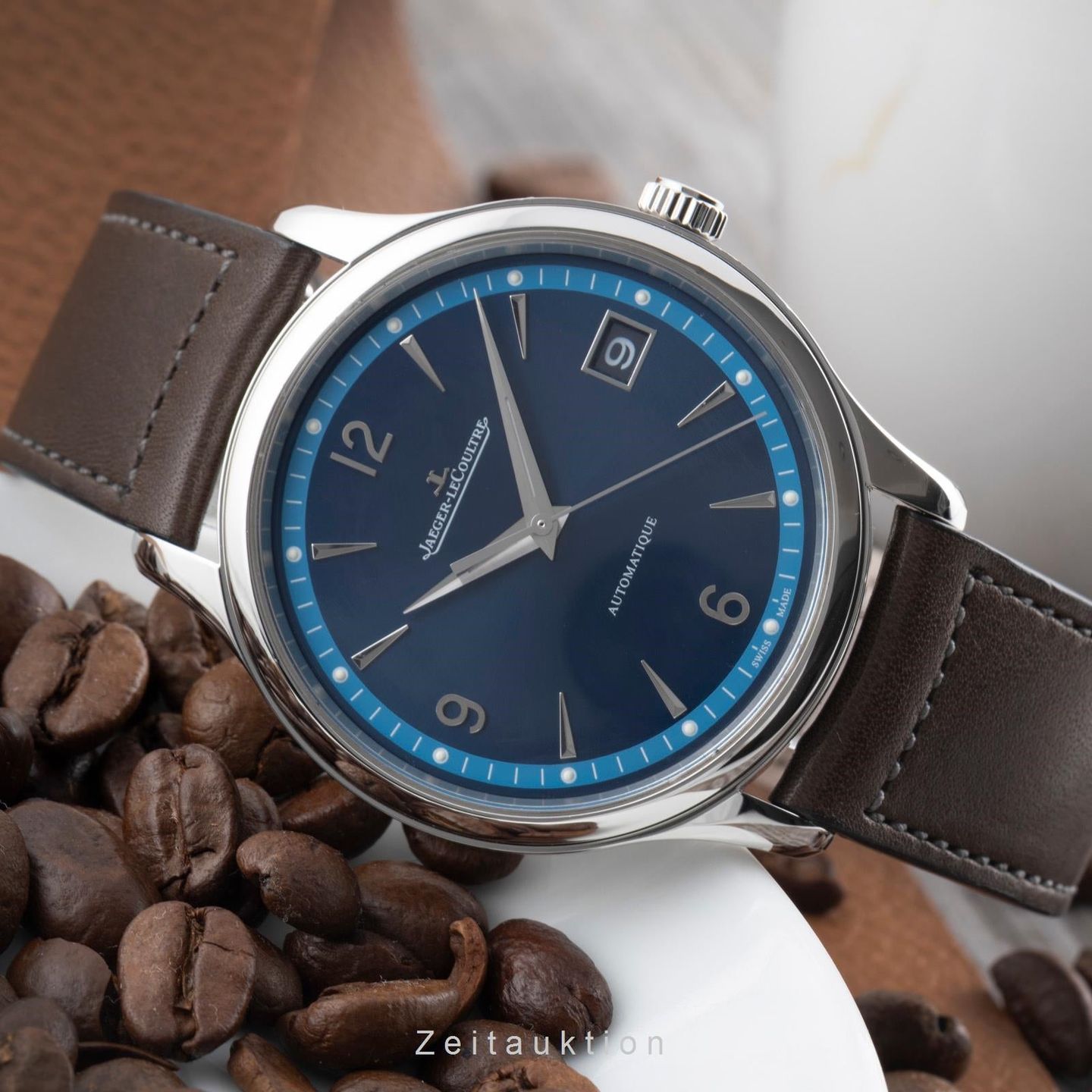 Jaeger-LeCoultre Master Control Date Q4018480 - (2/8)