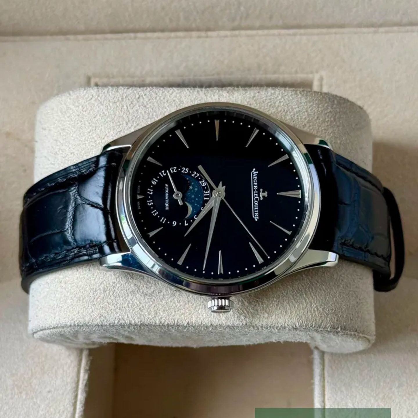 Jaeger-LeCoultre Master Ultra Thin Moon Q1368471 - (4/8)