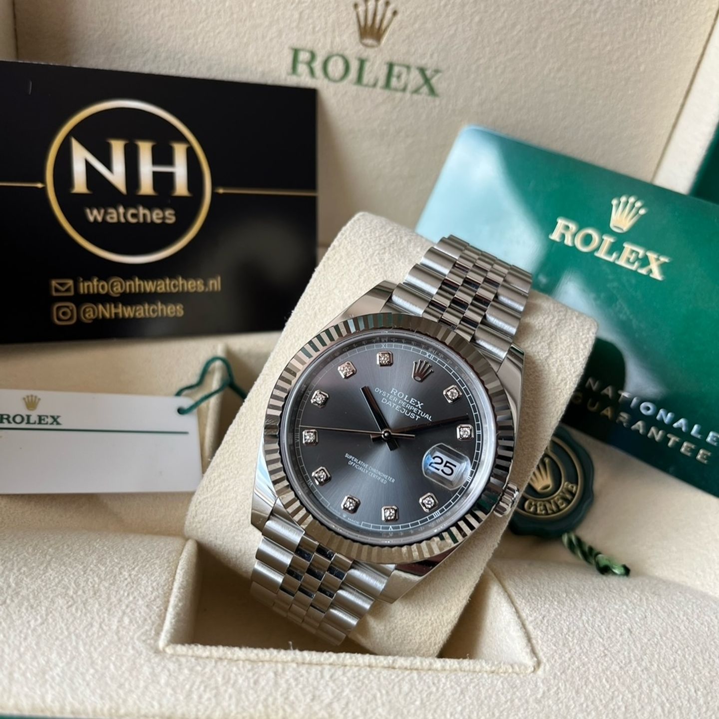 Rolex Datejust 41 126334 (2022) - Grey dial 41 mm Steel case (3/8)
