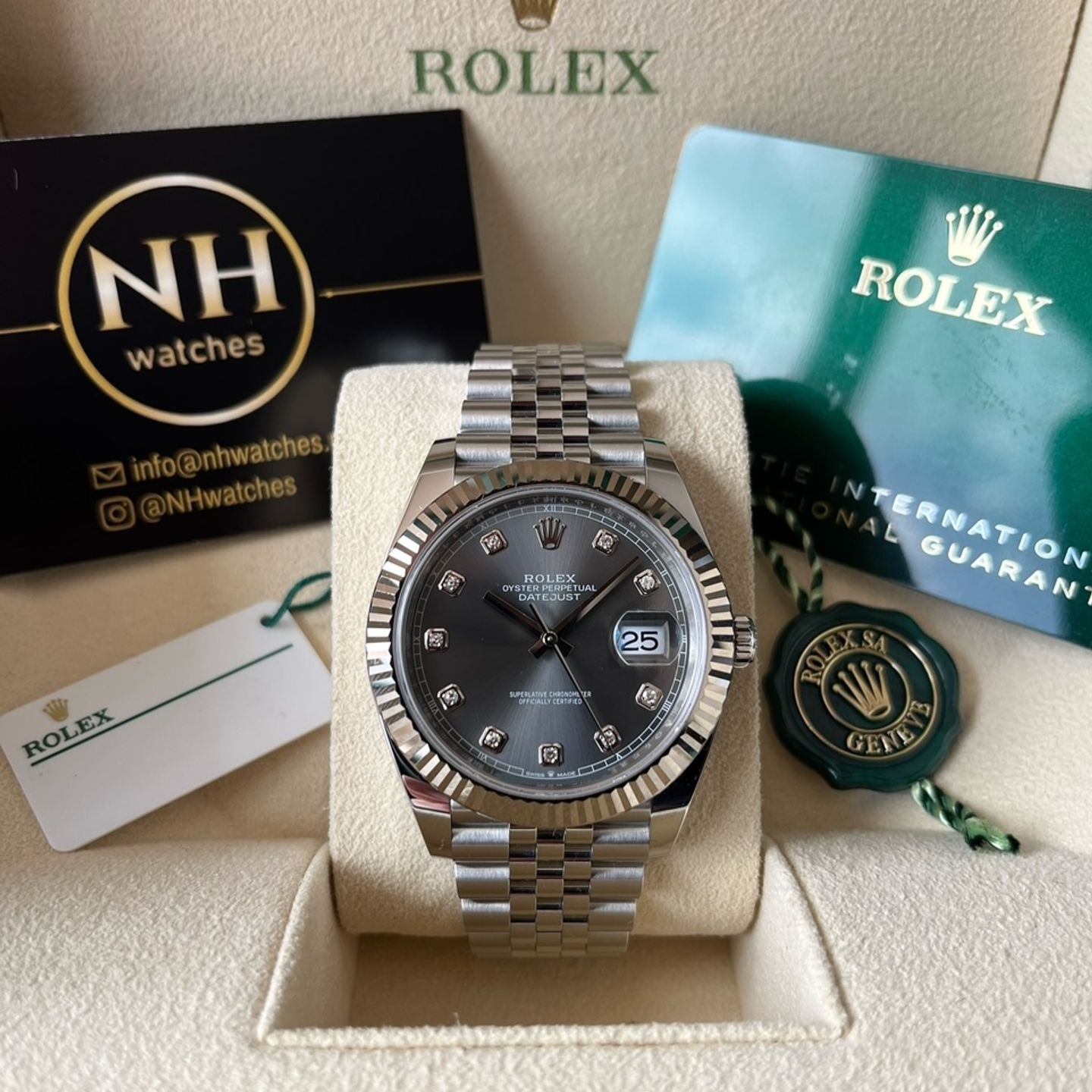 Rolex Datejust 41 126334 (2022) - Grey dial 41 mm Steel case (1/8)