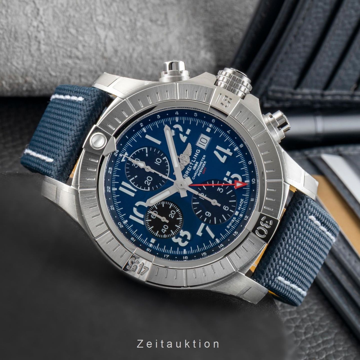 Breitling Avenger A24315101C1X1 - (2/8)