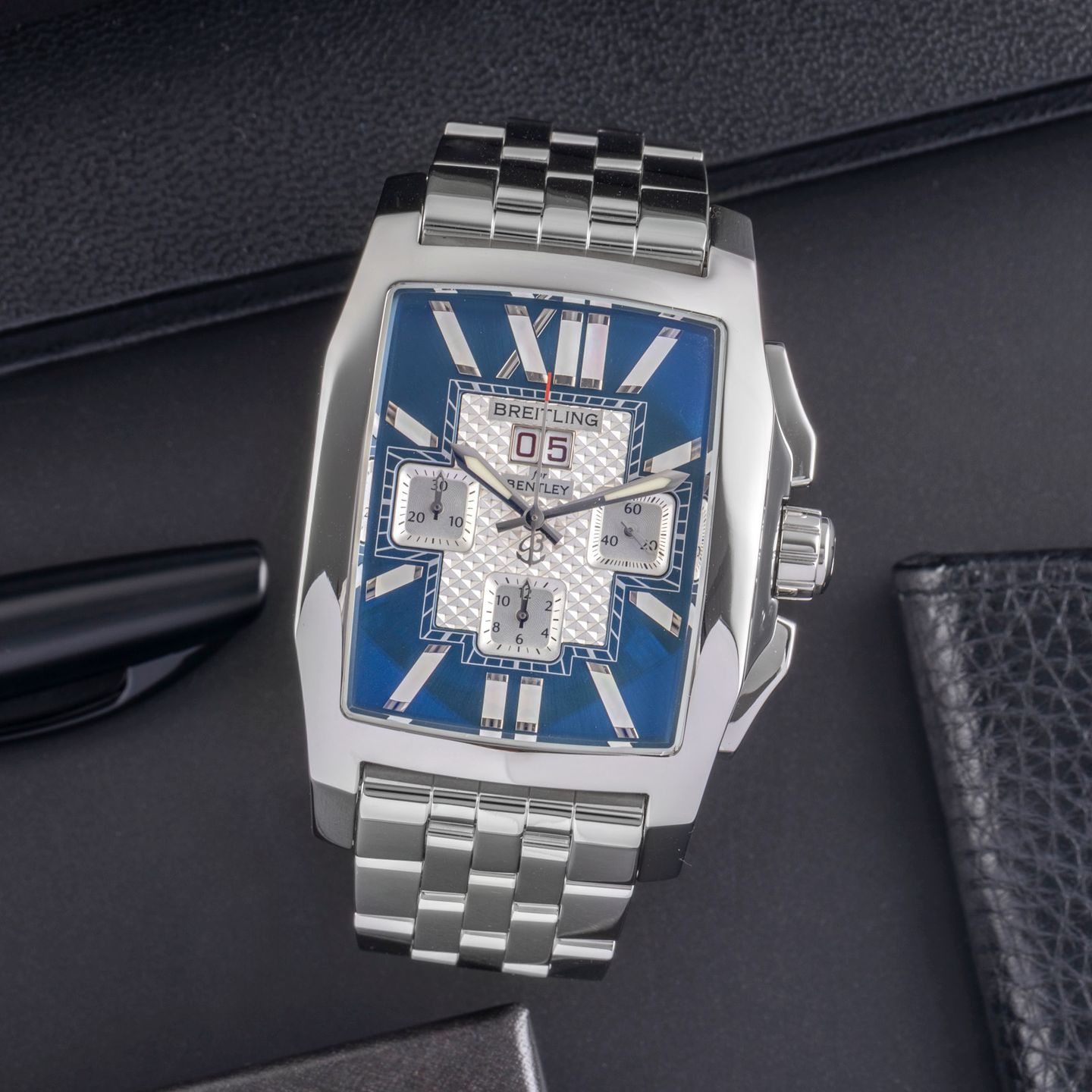 Breitling Bentley Flying B A44365 - (1/8)