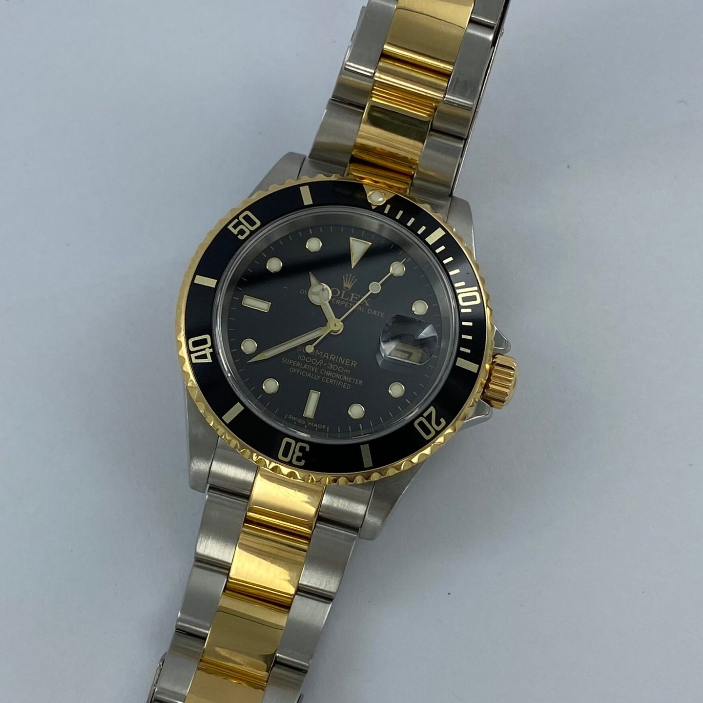 Rolex Submariner Date - (Unknown (random serial)) - Black dial 40 mm Gold/Steel case (5/8)
