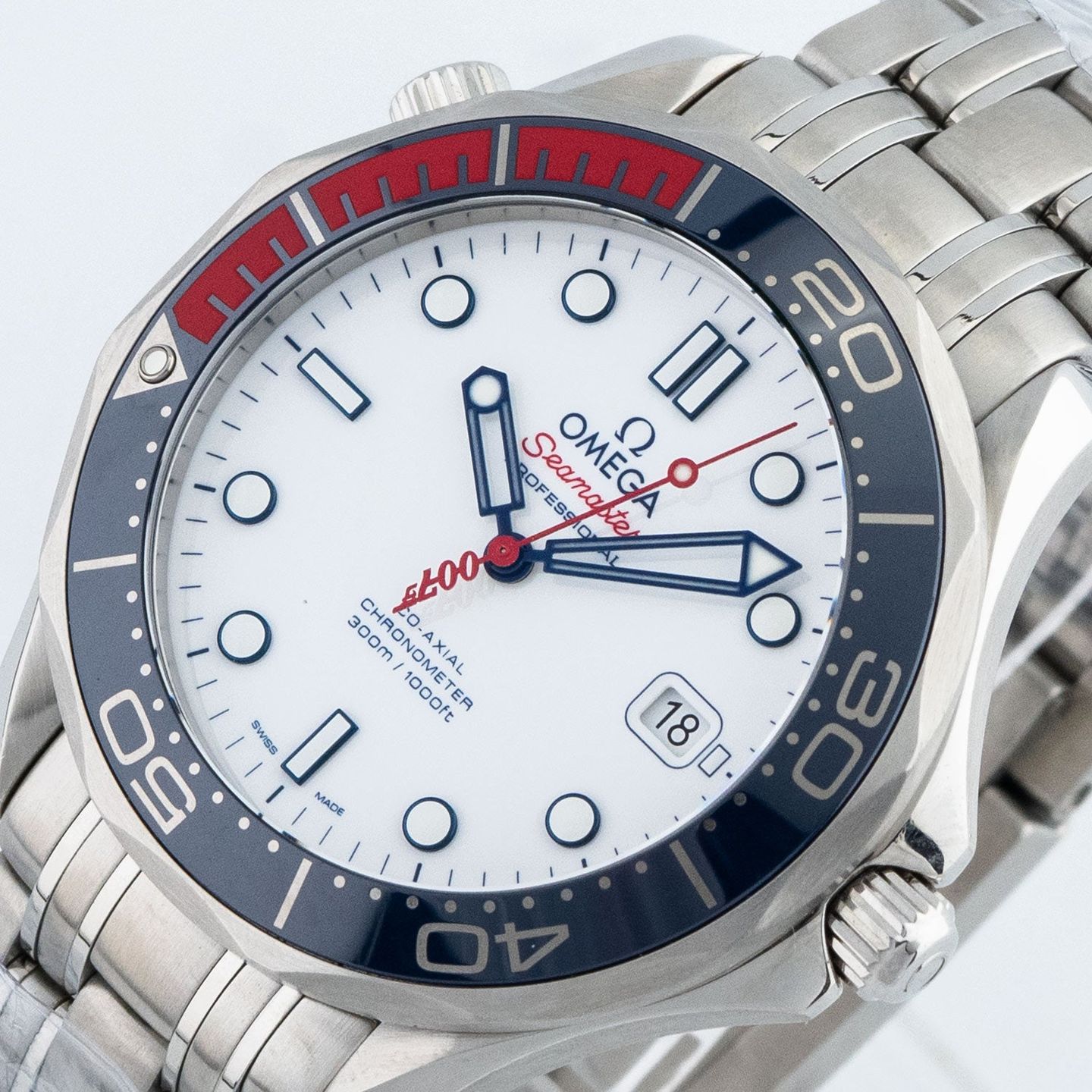 Omega Seamaster Diver 300 M 212.32.41.20.04.001 (2018) - Wit wijzerplaat 41mm Staal (3/7)
