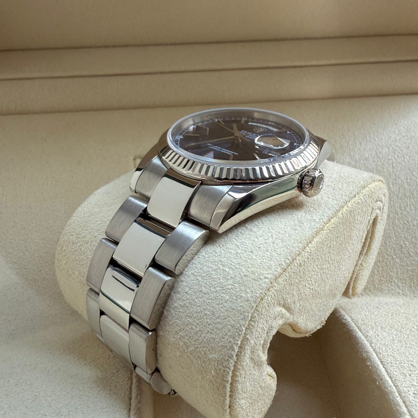 Rolex Day-Date 36 118239 (2002) - Blue dial 43 mm White Gold case (10/28)