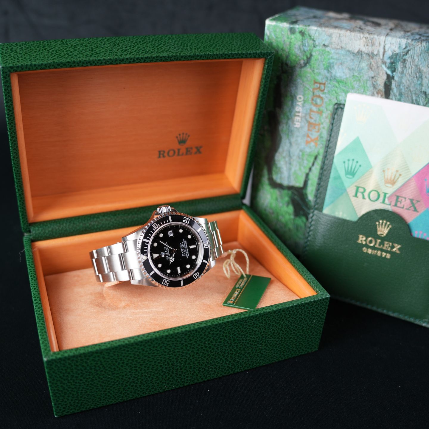 Rolex Sea-Dweller 4000 16600 (Onbekend (willekeurig serienummer)) - Zwart wijzerplaat 40mm Staal (8/8)