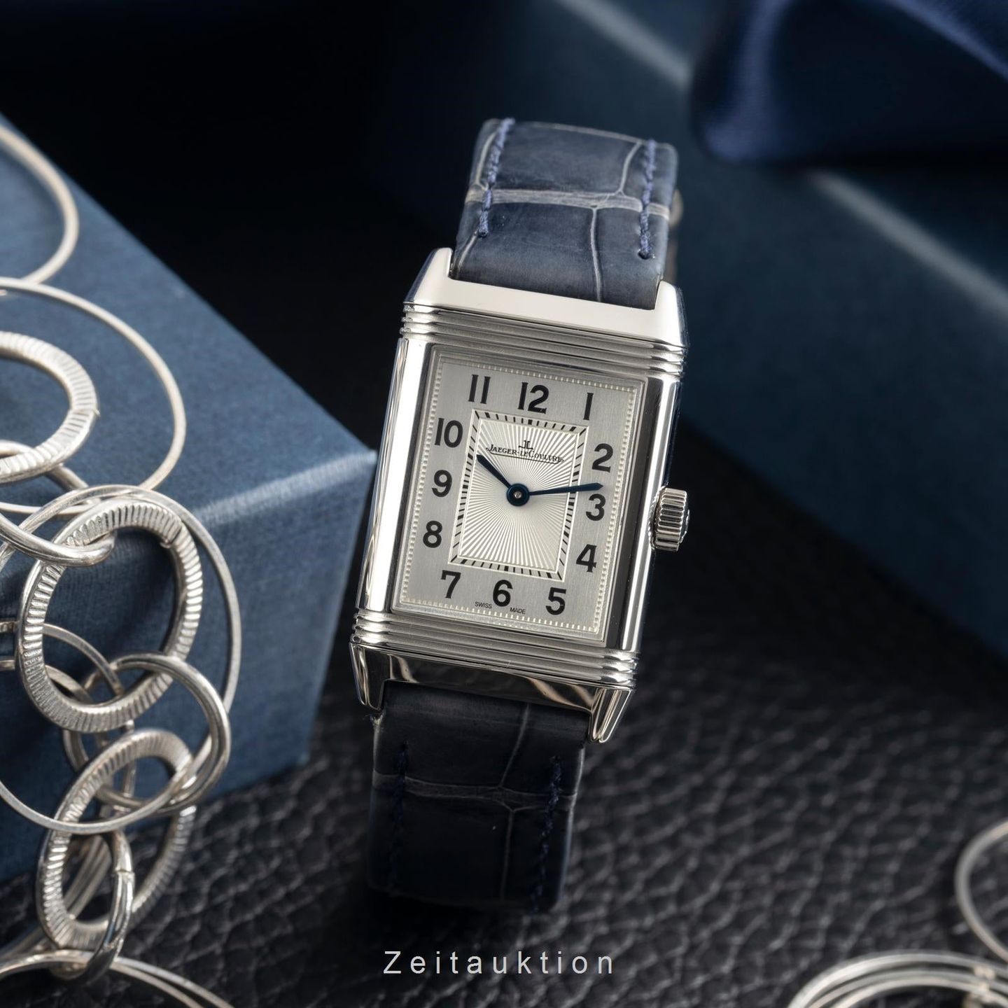 Jaeger-LeCoultre Reverso Classic Small Duetto Q2668432 - (3/8)