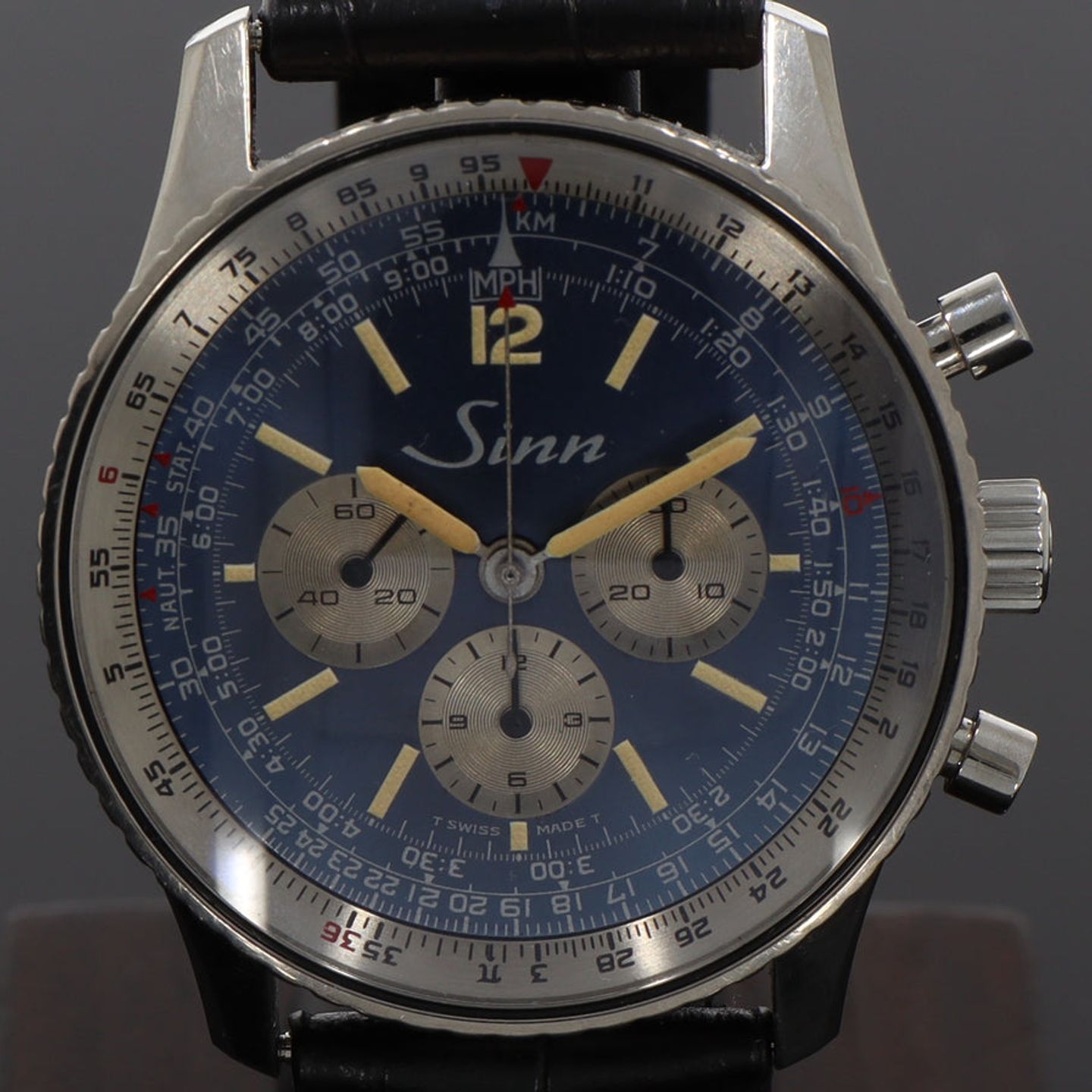 Sinn Unknown 903.032 - (1/3)