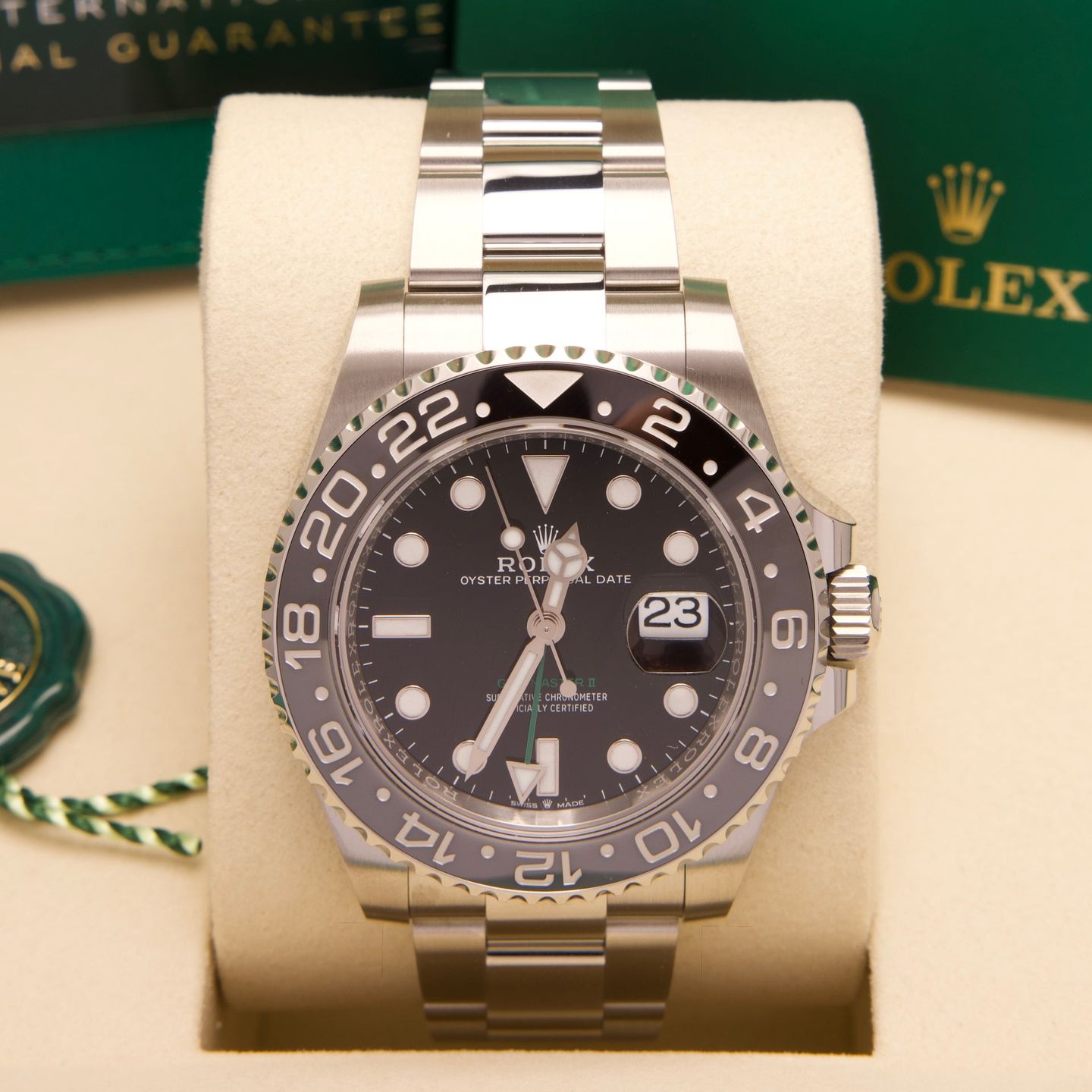 Rolex GMT-Master II 126710GRNR - (1/6)