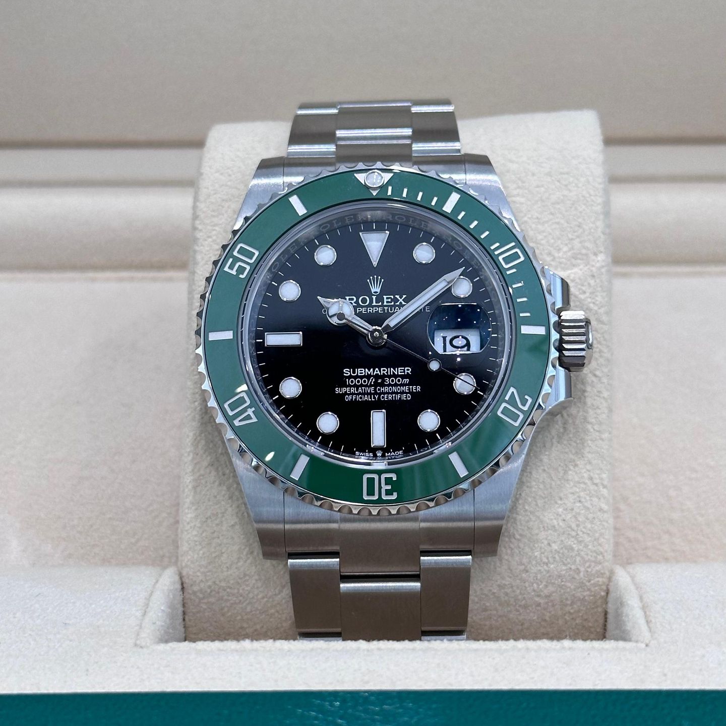 Rolex Submariner Date 126610LV (2024) - Zwart wijzerplaat 41mm Staal (1/8)