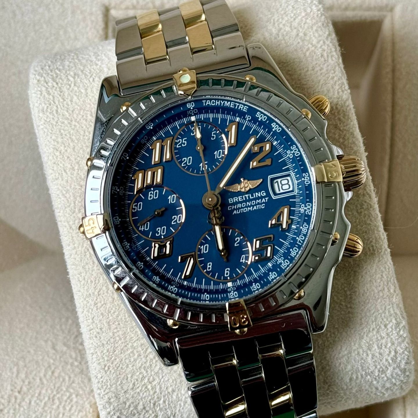 Breitling Chronomat B13050.1 (1999) - Blue dial 39 mm Steel case (1/7)