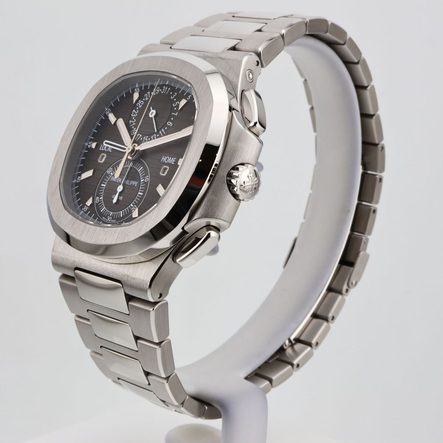 Patek Philippe Nautilus 5990/1A-001 (2017) - Grijs wijzerplaat 40mm Staal (2/8)