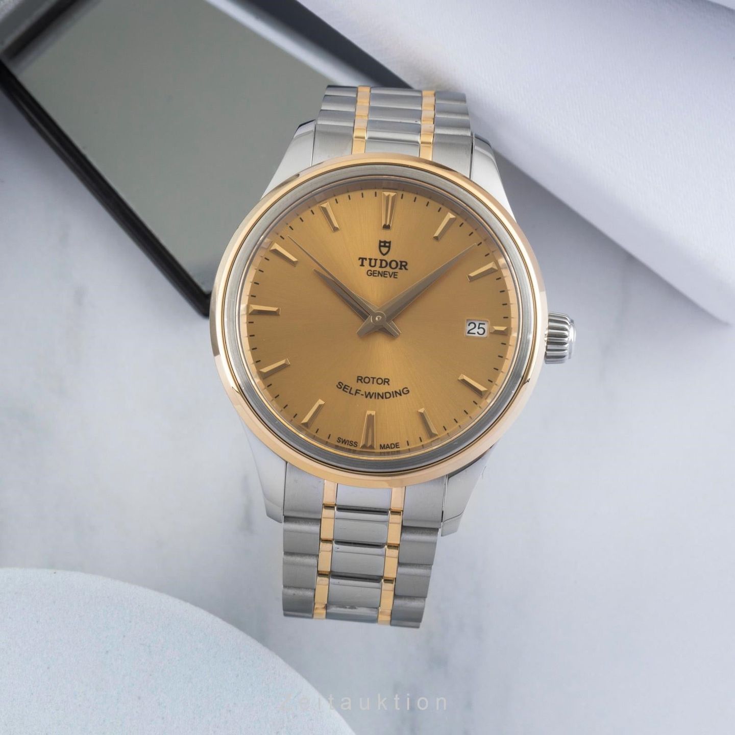 Tudor Style 12303 - (3/8)