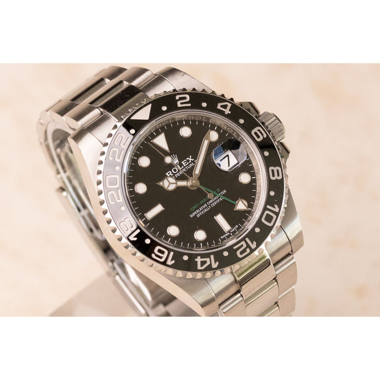 Rolex GMT-Master II 126710GRNR (2019) - Black dial 40 mm Steel case (2/8)