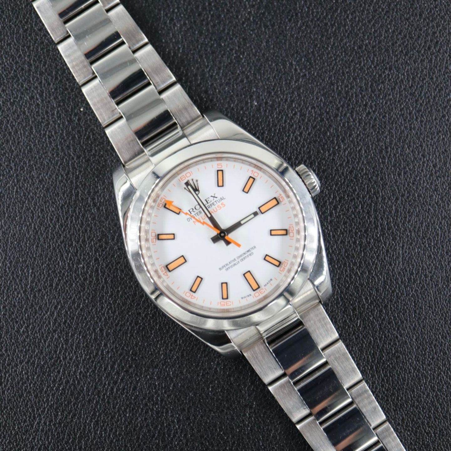 Rolex Milgauss 116400 (2008) - White dial 40 mm Steel case (2/7)