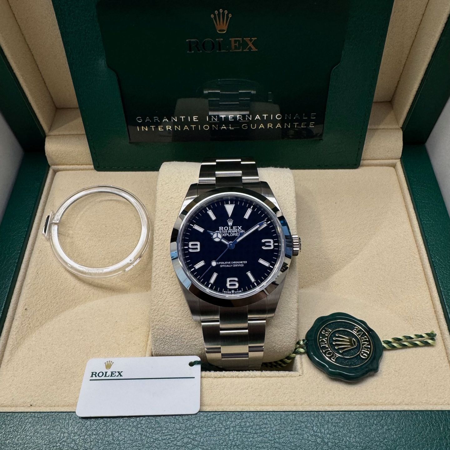 Rolex Explorer 224270 (2024) - Black dial 40 mm Steel case (1/6)