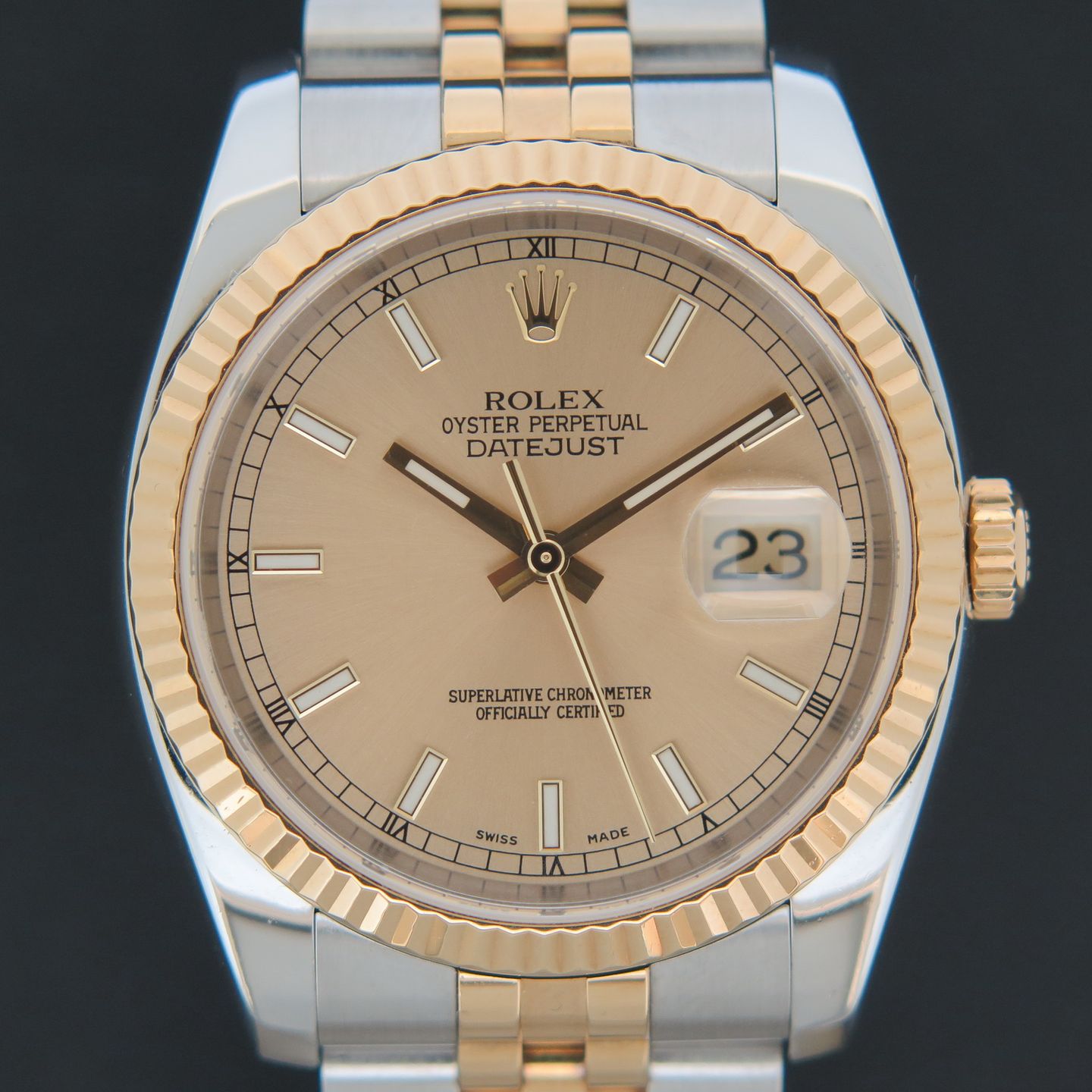 Rolex Datejust 36 116233 (2004) - 36 mm Gold/Steel case (2/4)