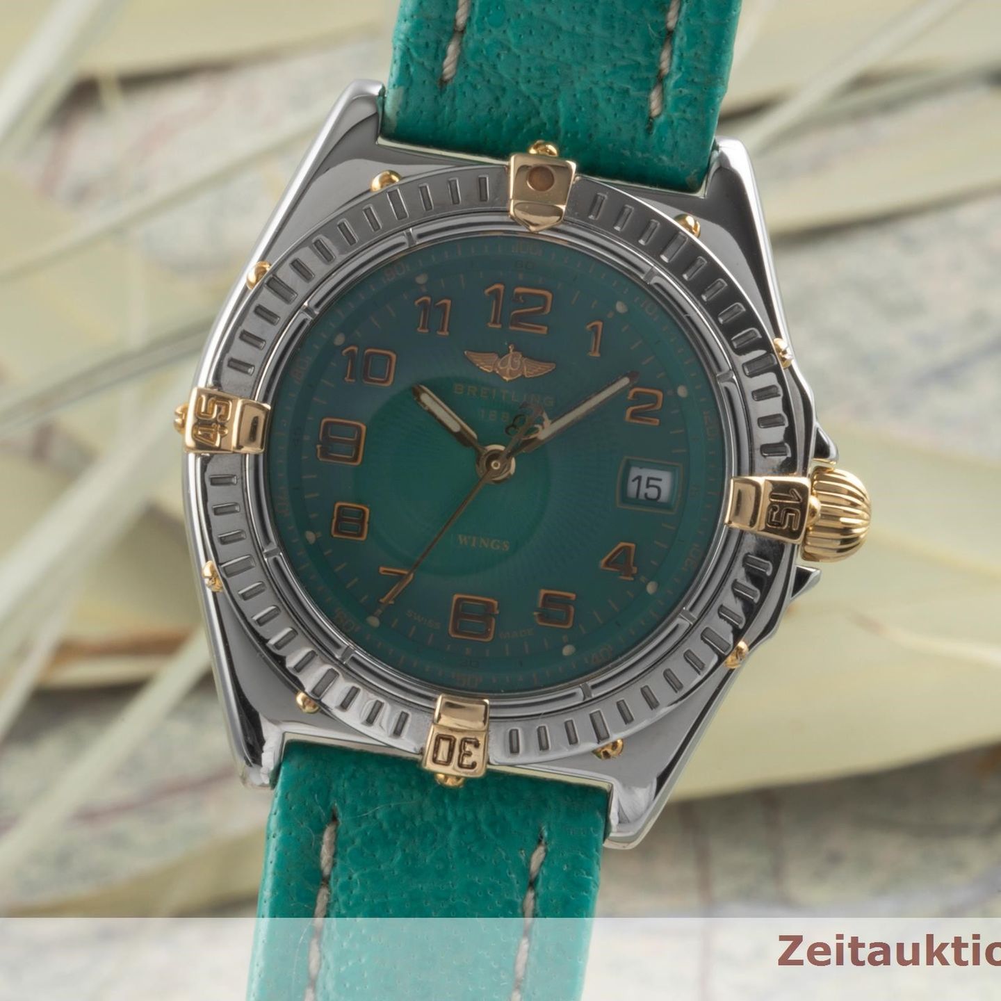 Breitling Wings Lady B67050 (2000) - Green dial 31 mm Gold/Steel case (3/8)