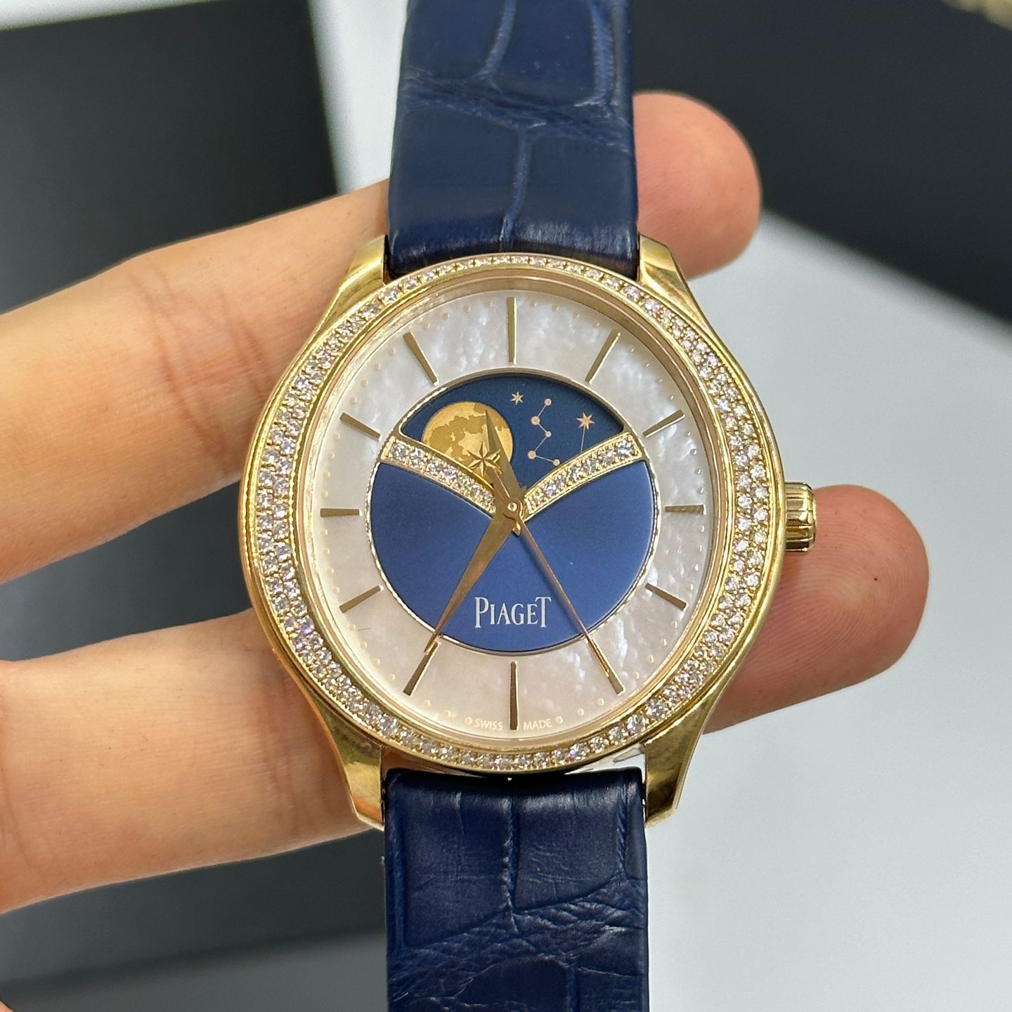 Piaget Limelight G0A44123 (2024) - Pearl dial Unknown Rose Gold case (5/8)