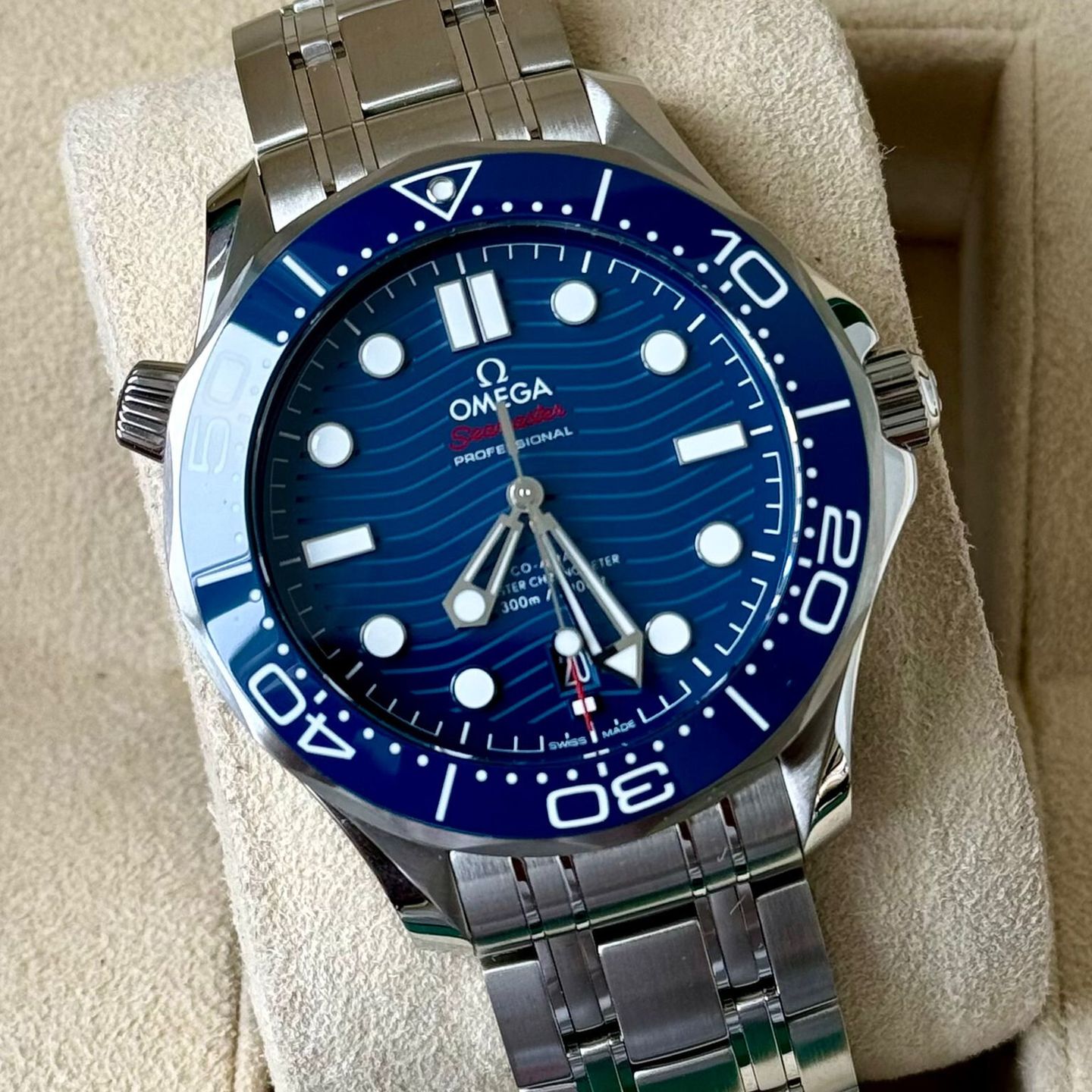 Omega Seamaster Diver 300 M 210.30.42.20.03.001 (2023) - Blue dial 42 mm Steel case (1/7)
