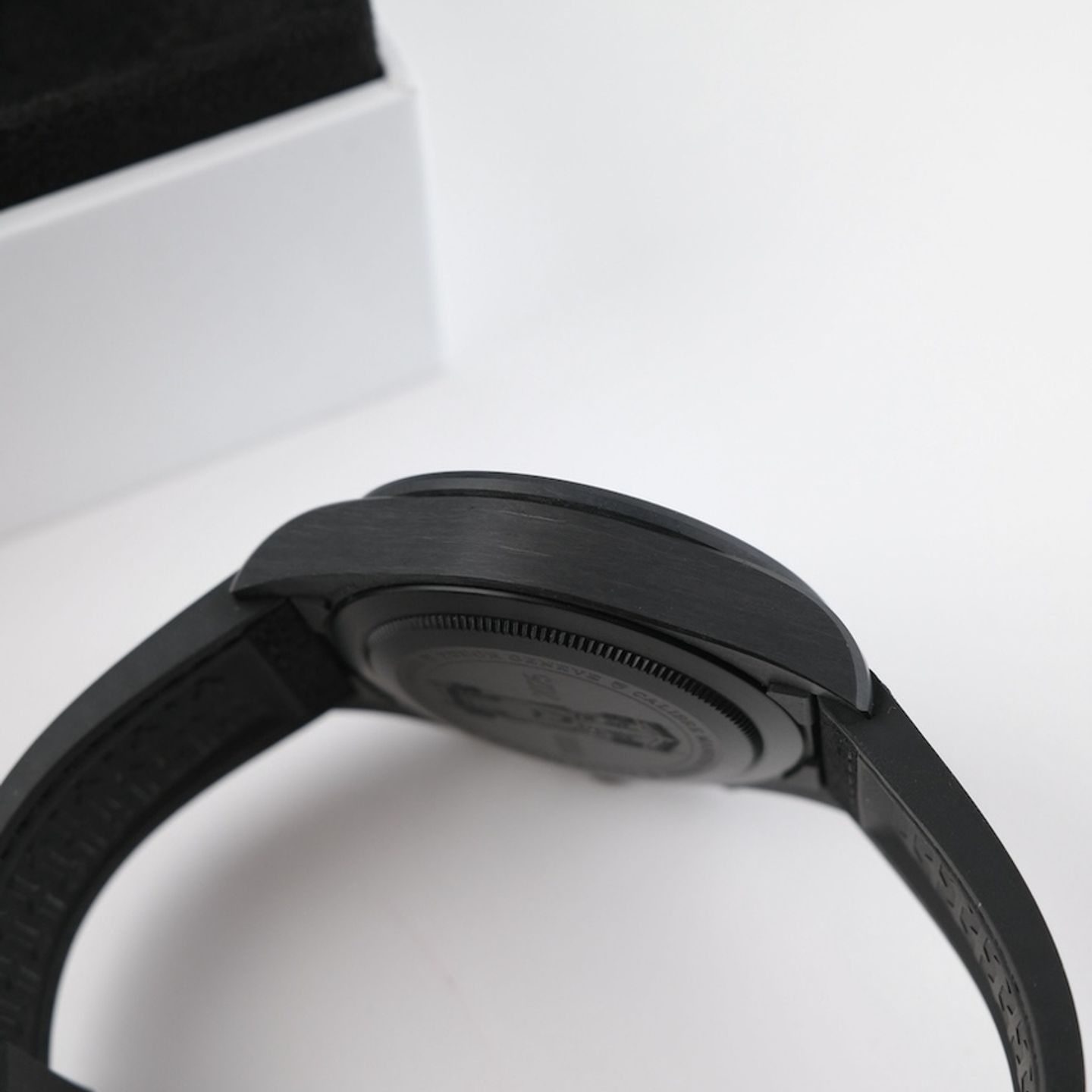 Tudor Black Bay Chrono 79377KN (2025) - White dial 42 mm Carbon case (7/8)