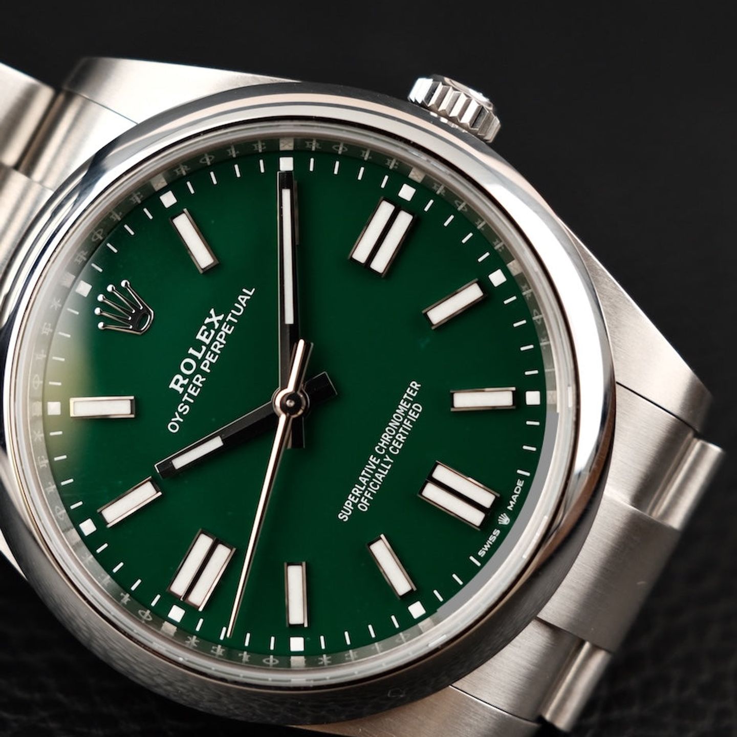 Rolex Oyster Perpetual 41 124300 (2021) - Groen wijzerplaat 41mm Staal (4/8)