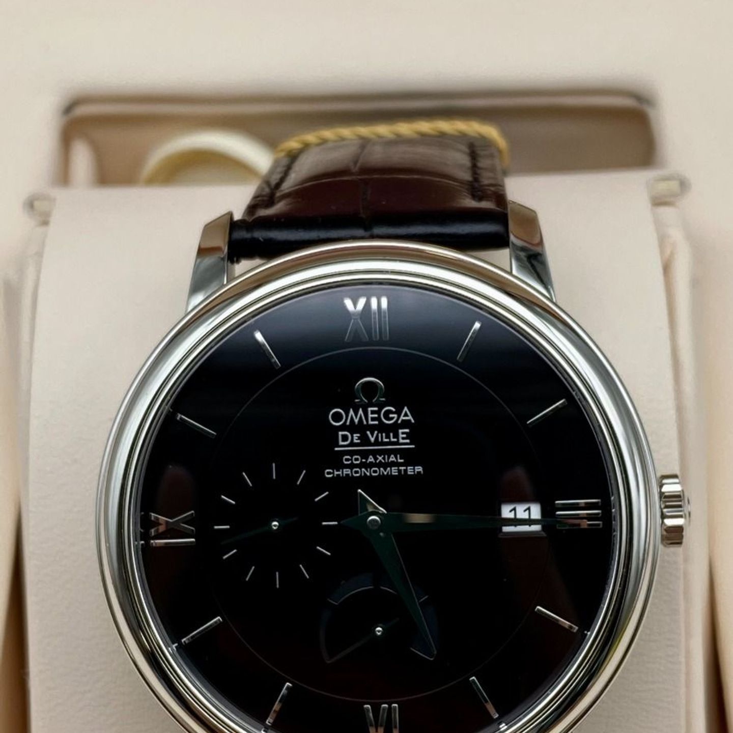 Omega De Ville Prestige 424.13.40.21.01.001 (2024) - Black dial 39 mm Steel case (6/8)