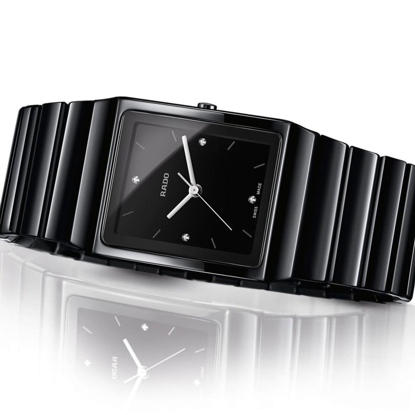 Rado Ceramica R21702702 (2026) - Black dial 23 mm Ceramic case (2/3)