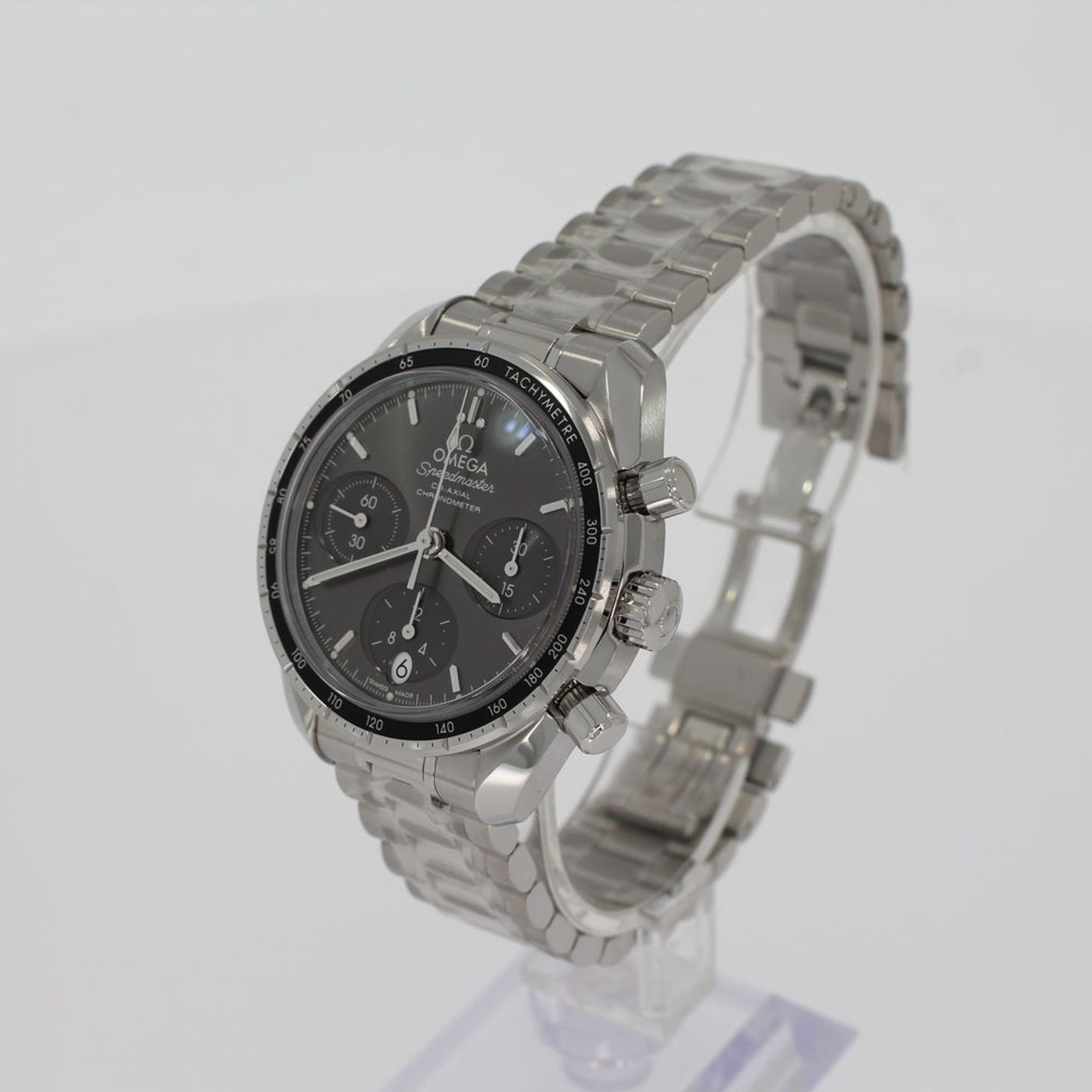 Omega Speedmaster 324.30.38.50.06.001 (2024) - Grey dial 38 mm Steel case (2/5)