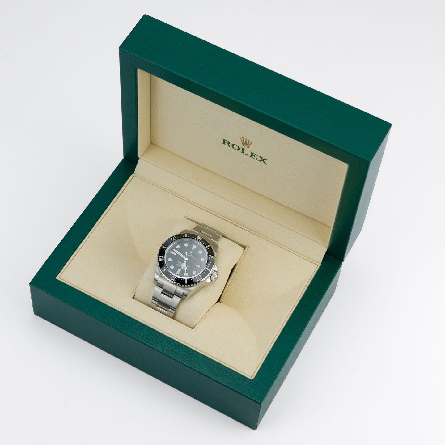 Rolex Sea-Dweller 4000 116600 (Onbekend (willekeurig serienummer)) - Zwart wijzerplaat 40mm Staal (2/7)