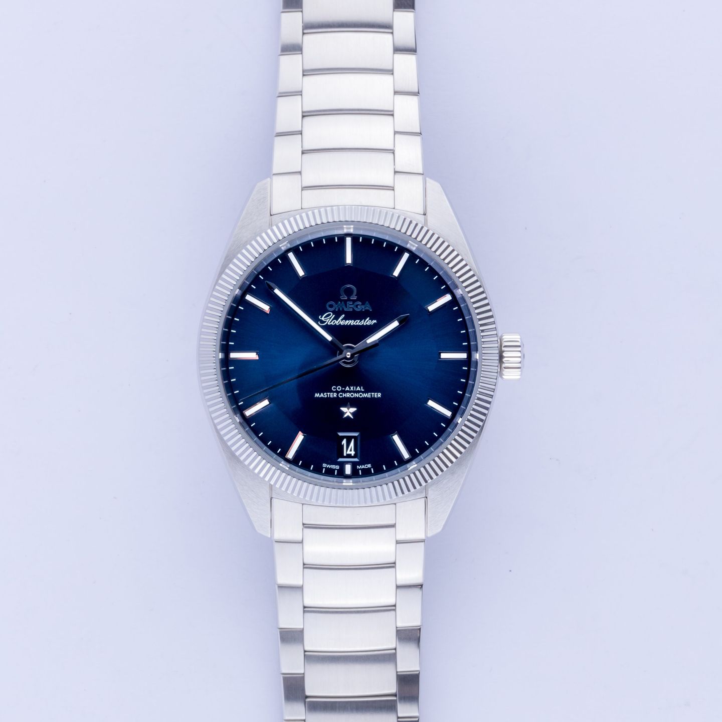 Omega Globemaster 130.30.39.21.03.001 (Unknown (random serial)) - Blue dial 39 mm Steel case (3/8)