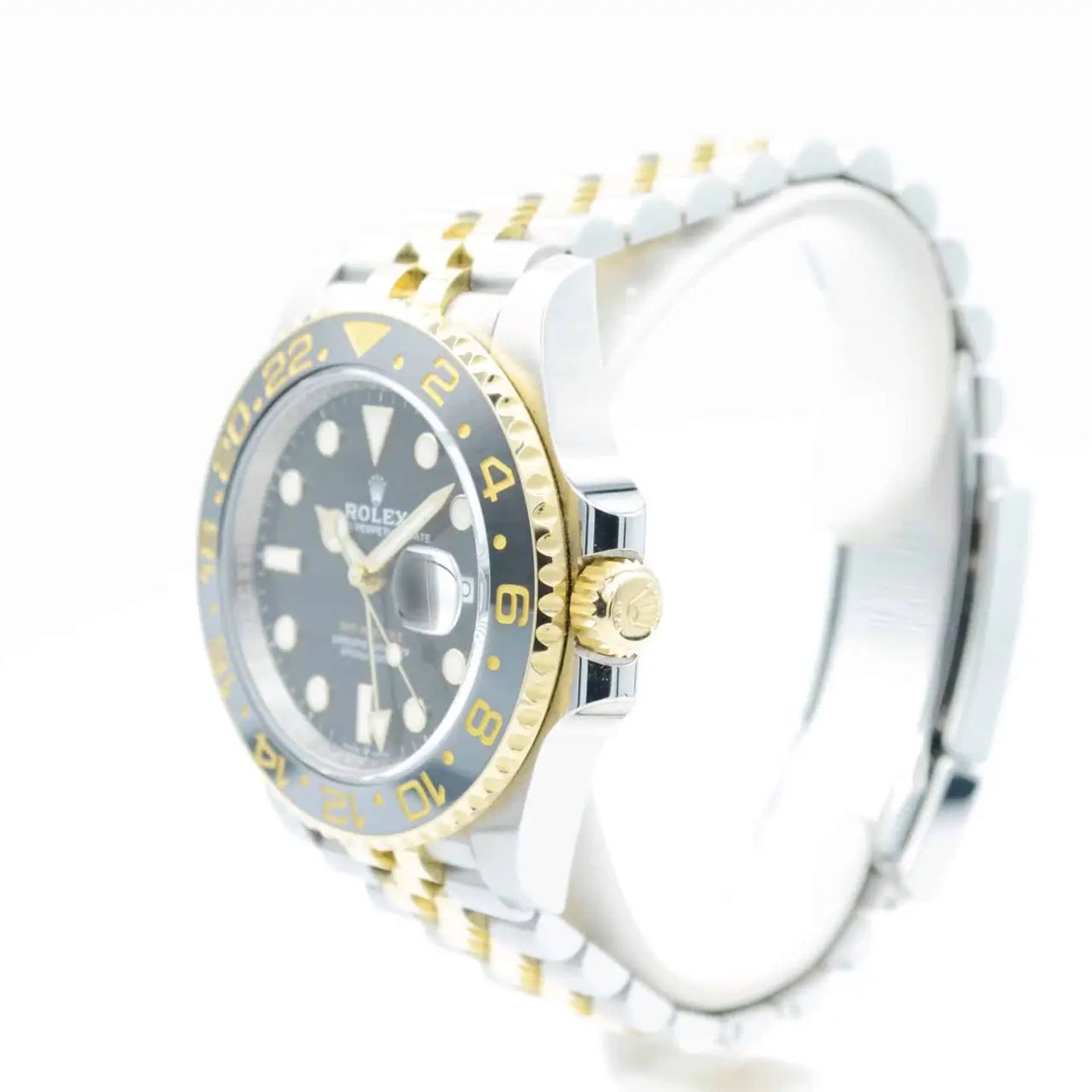 Rolex GMT-Master II 126713GRNR (2023) - Black dial 40 mm Gold/Steel case (2/7)