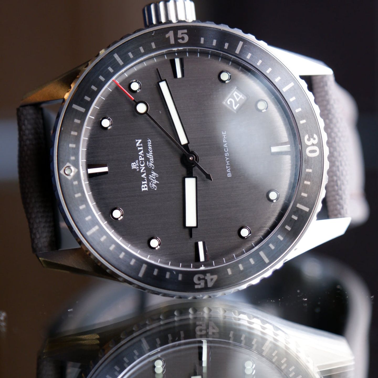 Blancpain Fifty Fathoms Bathyscaphe 5000-1210-G52A (2026) - Grey dial 44 mm Titanium case (1/2)