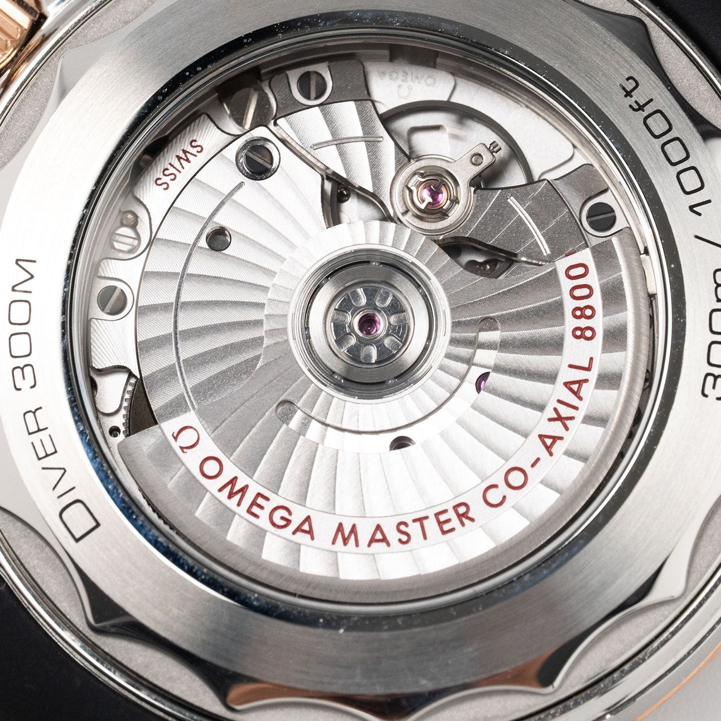 Omega Seamaster Diver 300 M 210.22.42.20.01.002 (2025) - Zwart wijzerplaat 42mm Staal (5/6)