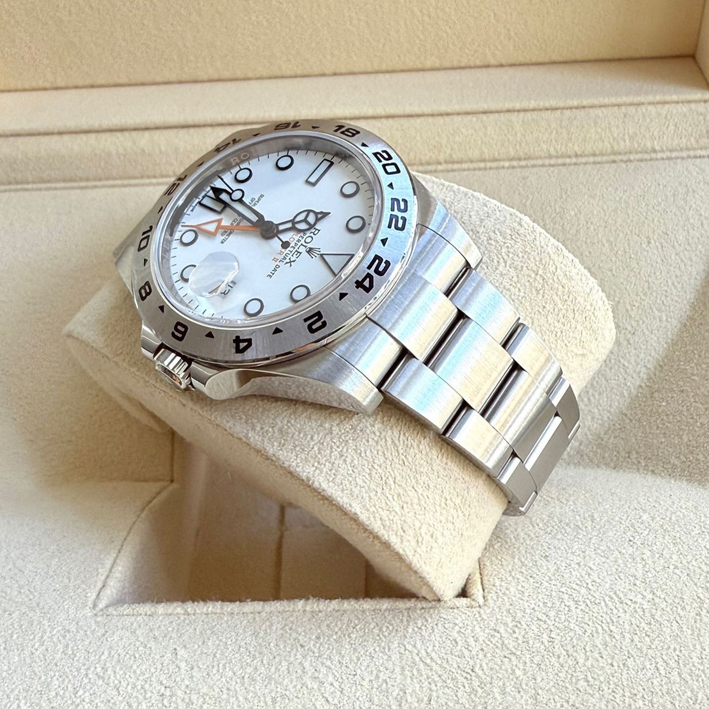 Rolex Explorer 216570 - (4/5)