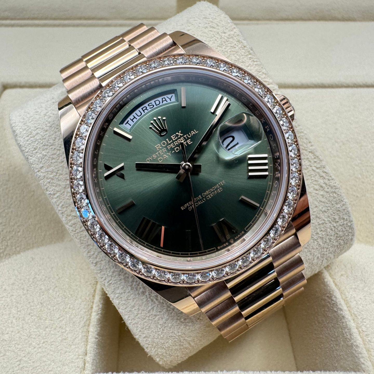 Rolex Day-Date 40 228345RBR (2022) - Green dial 40 mm Rose Gold case (1/8)