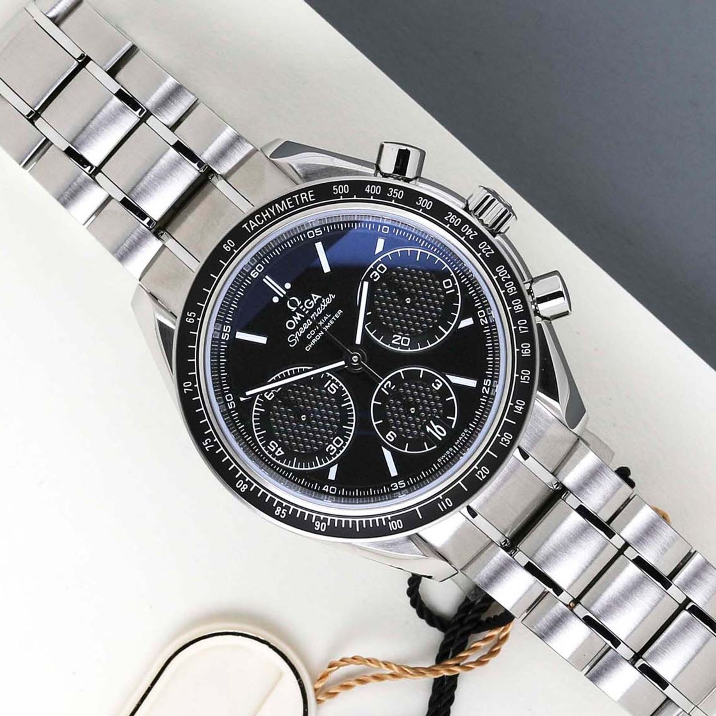 Omega Speedmaster Racing 326.30.40.50.01.001 (2024) - Zwart wijzerplaat 40mm Staal (1/8)