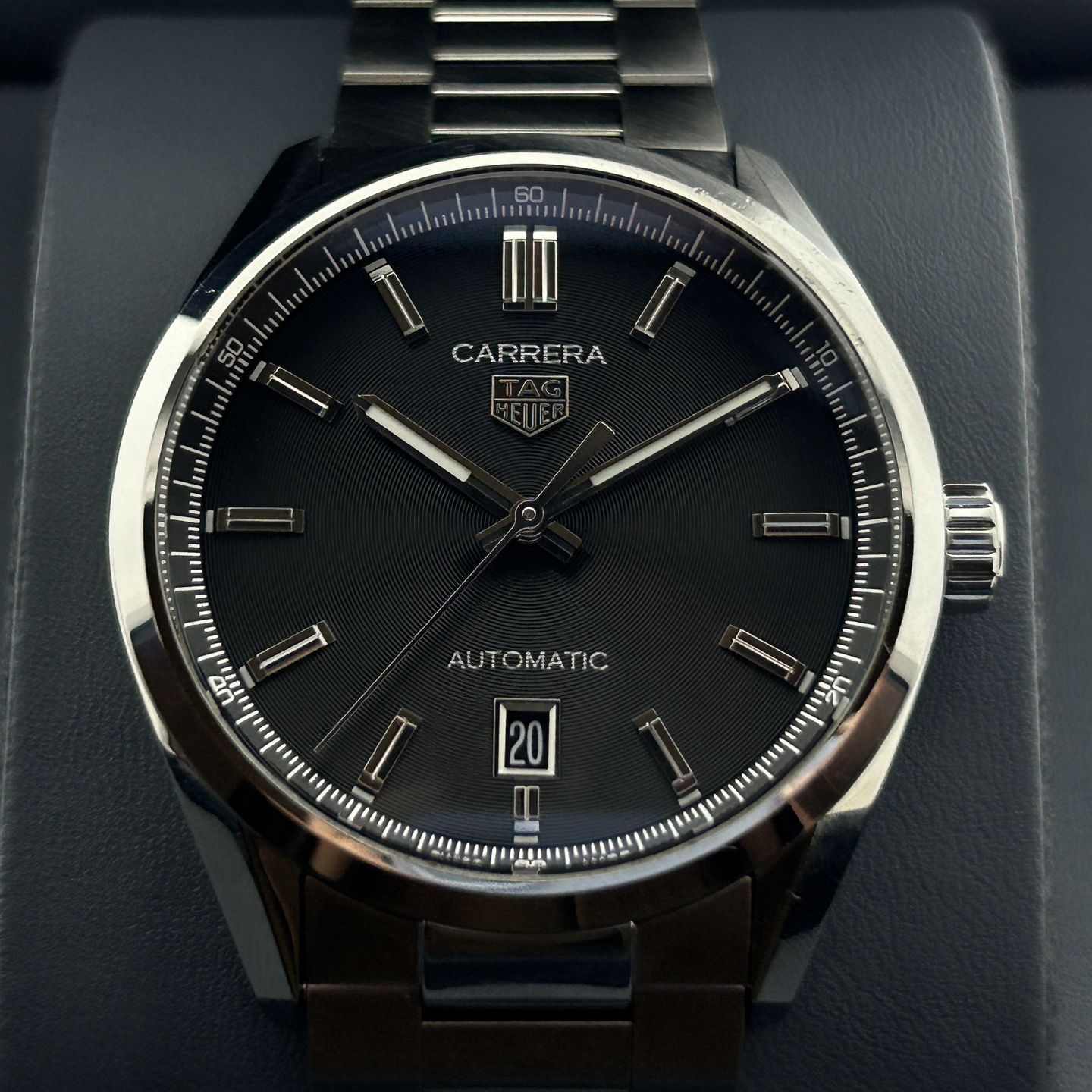 TAG Heuer Carrera Calibre 5 WBN2110.BA0639 (Unknown (random serial)) - Black dial 39 mm Steel case (1/8)