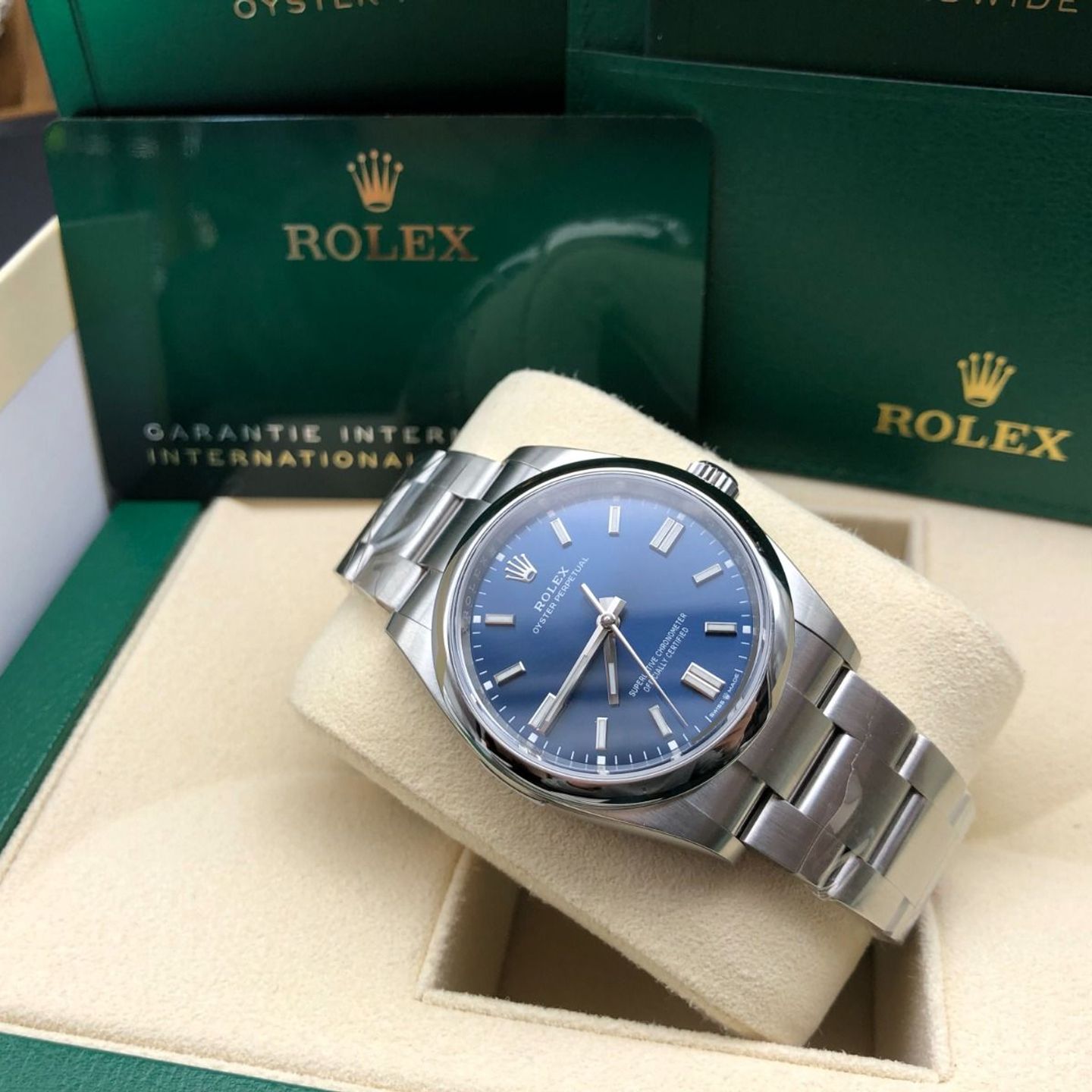 Rolex Oyster Perpetual 36 126000 (2023) - Blauw wijzerplaat 36mm Staal (3/8)