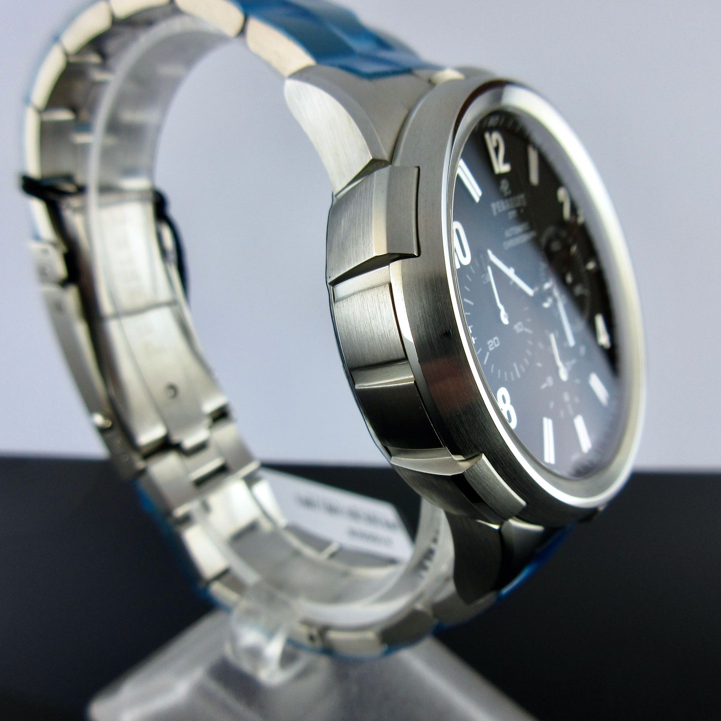 Perrelet Unknown A1069/B (2025) - Black dial 44 mm Steel case (5/8)