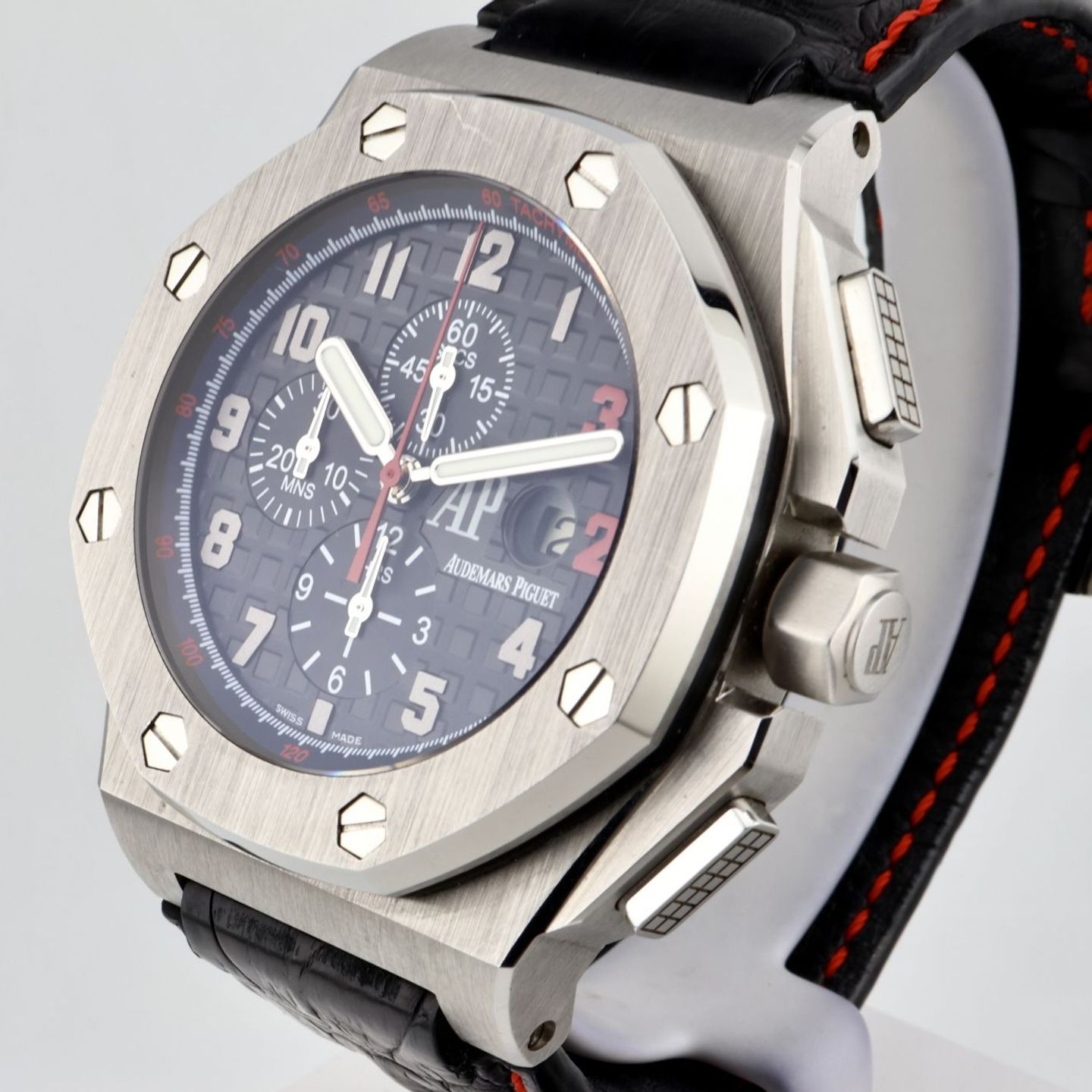 Audemars Piguet Royal Oak Offshore Chronograph 26133ST.OO.A101CR.01 - (11/30)