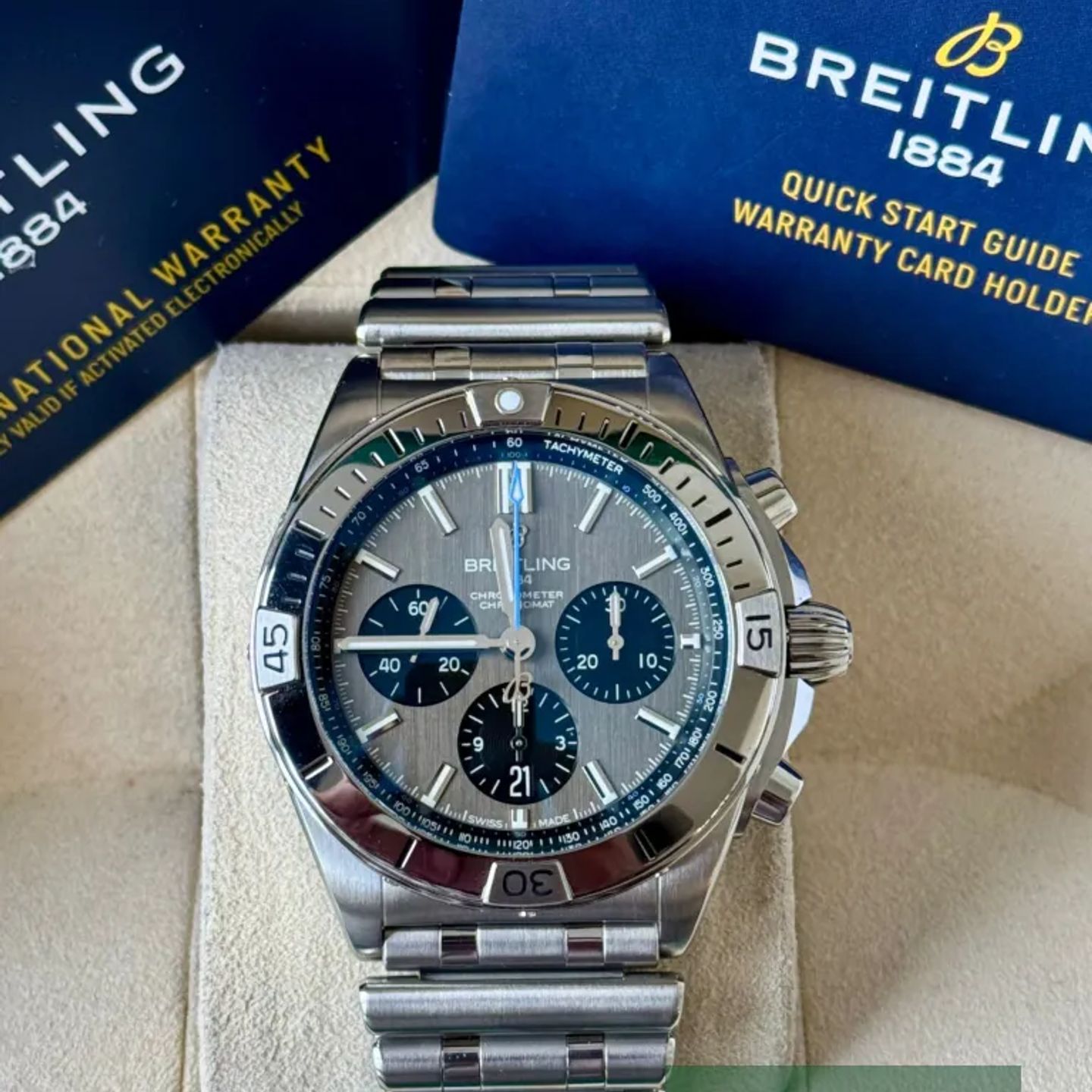 Breitling Chronomat 42 EB0134101M1E1 (2024) - Grijs wijzerplaat 42mm Titanium (7/7)
