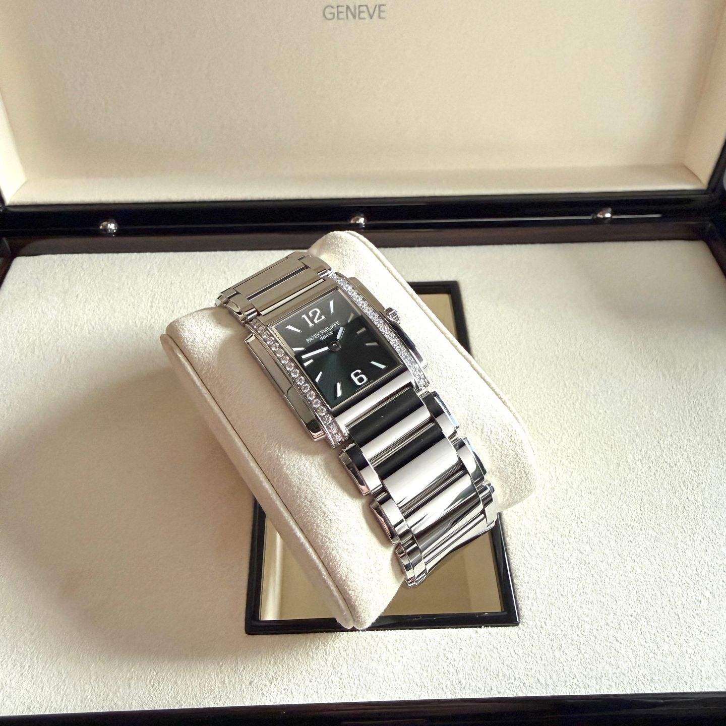 Patek Philippe Twenty~4 4910/1200A-011 - (3/7)