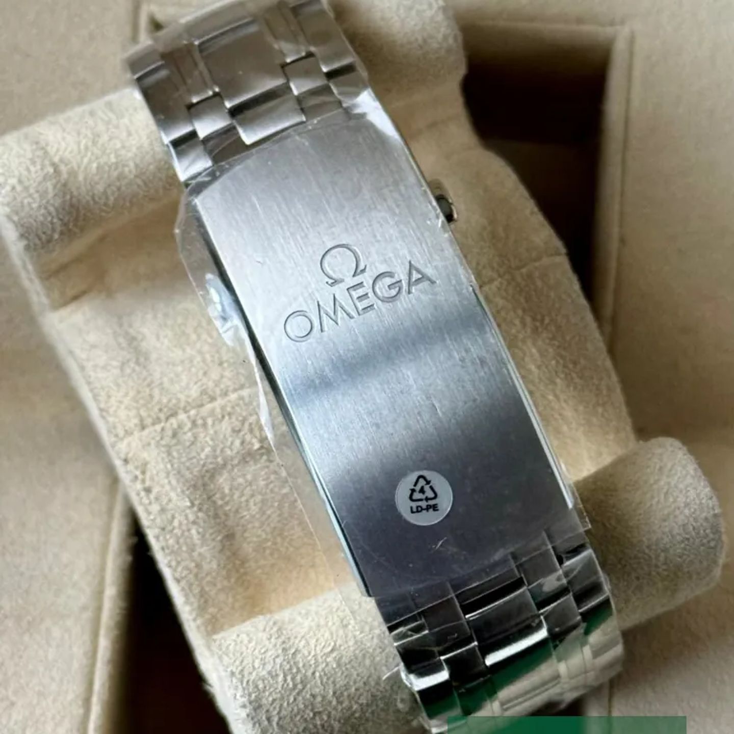 Omega Seamaster Diver 300 M 210.30.42.20.01.001 - (6/7)