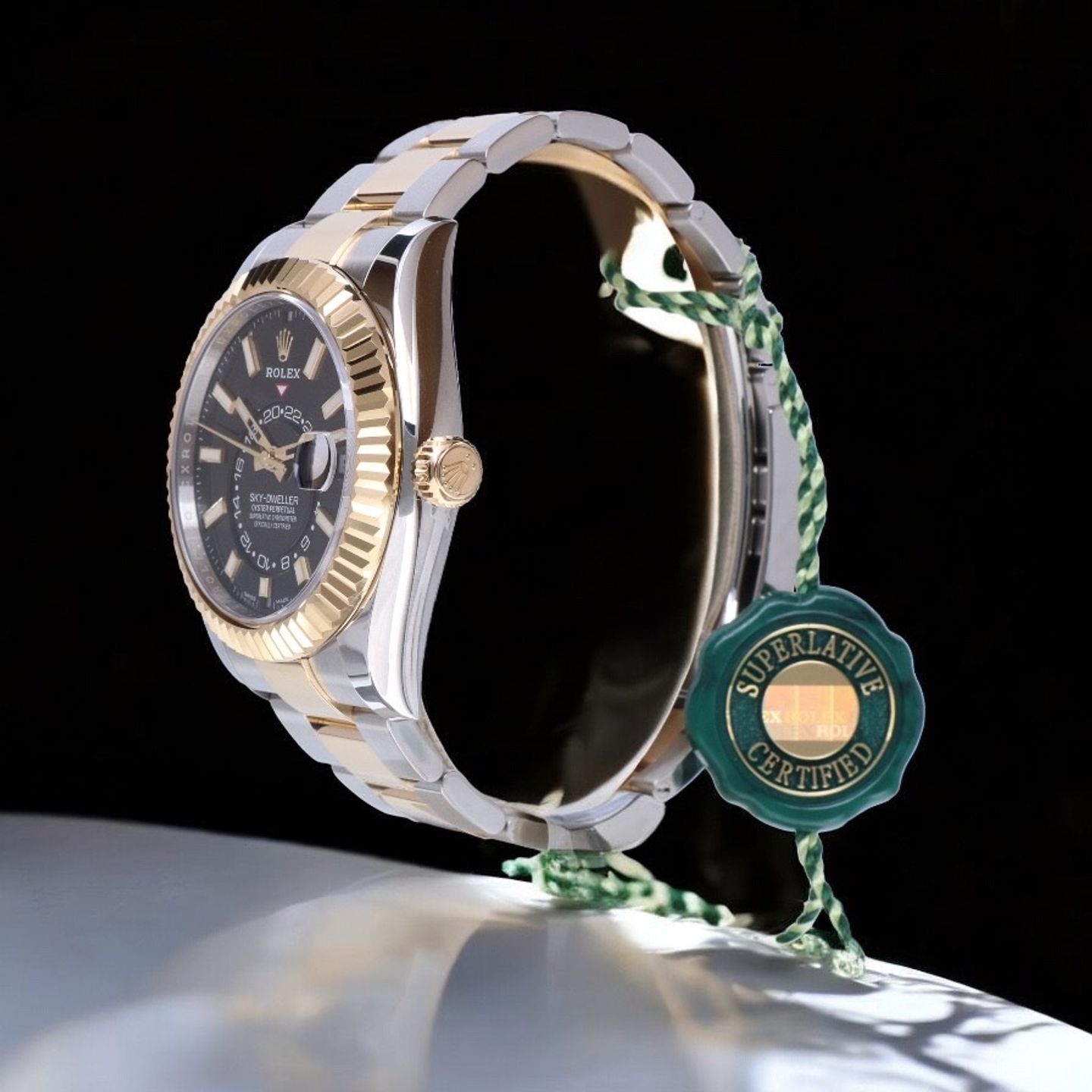 Rolex Sky-Dweller 326933 (2019) - Black dial 42 mm Steel case (4/8)