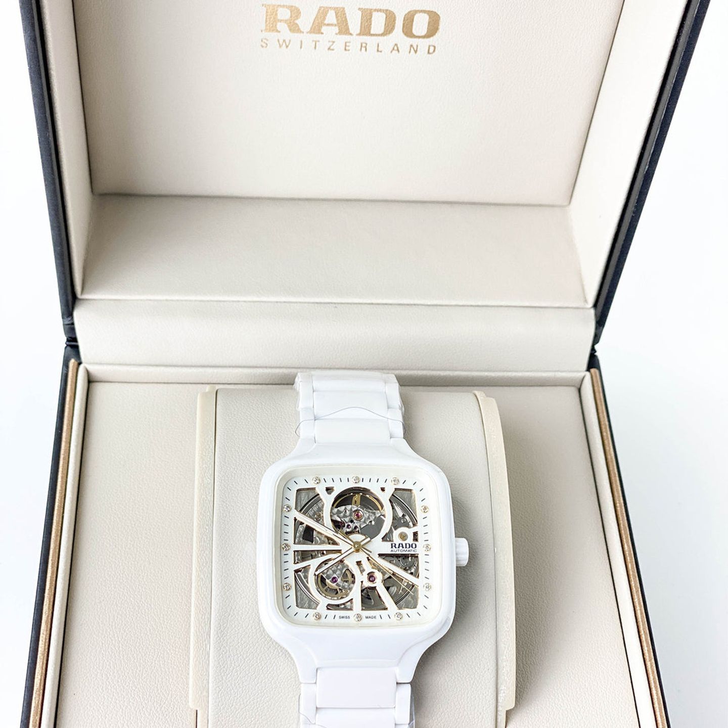Rado True R27073702 (2023) - Transparent dial 38 mm Ceramic case (2/4)