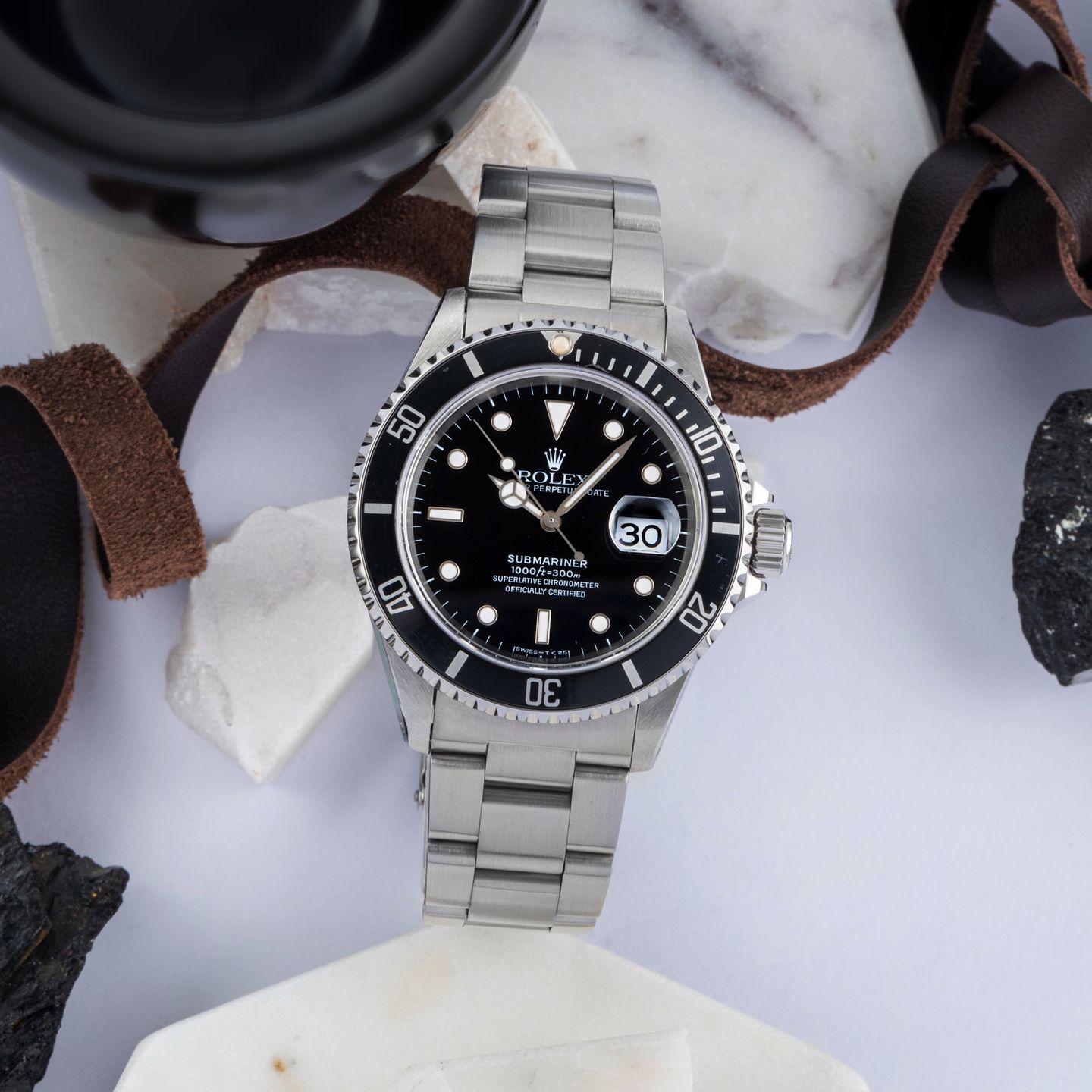 Rolex Submariner Date 16610 (1997) - Zwart wijzerplaat 40mm Staal (1/8)