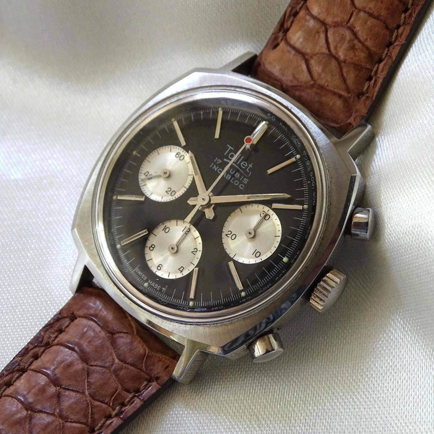 Tollet Vintage Unknown - (1/8)
